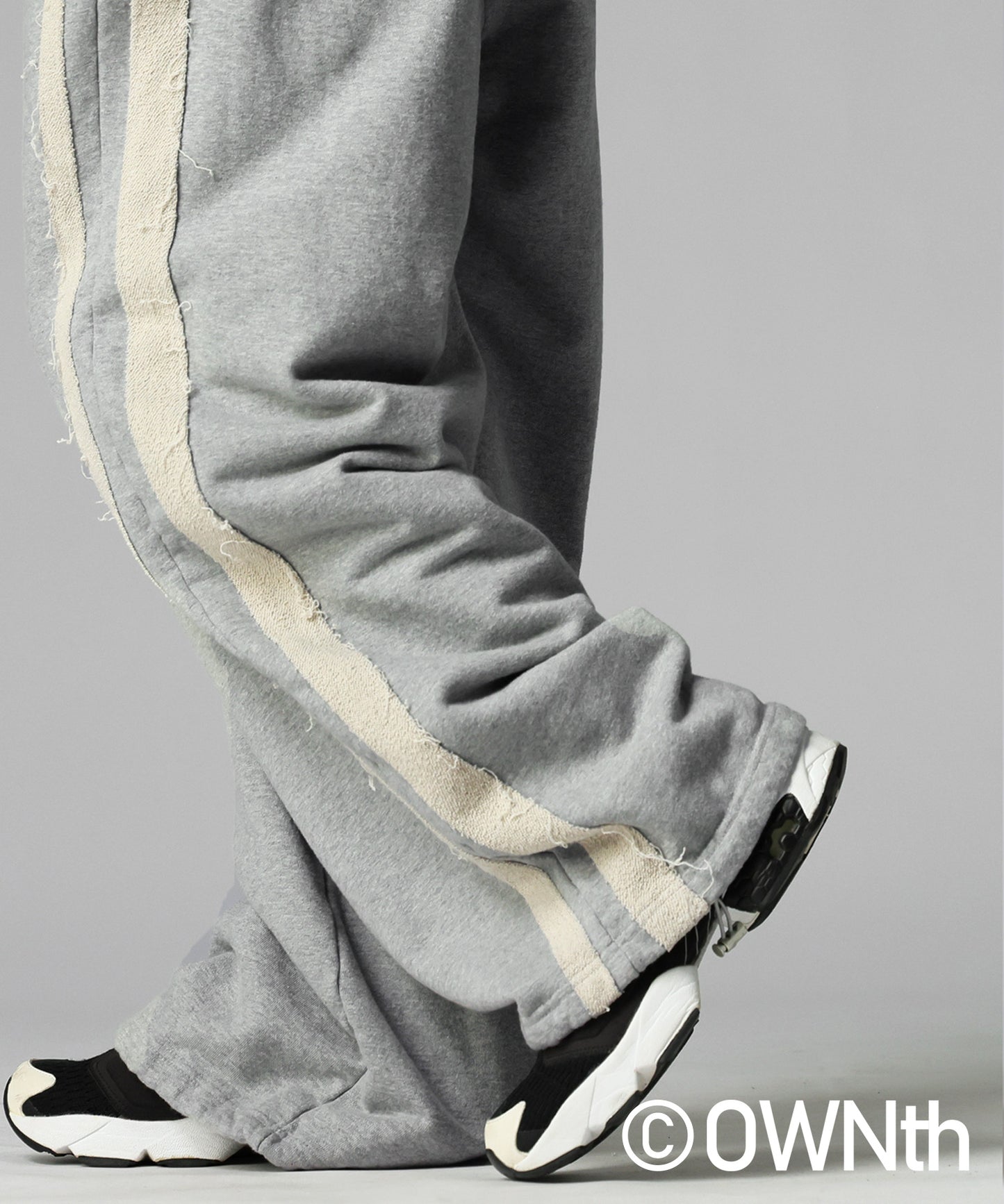 OWNth Side-Lined Fleece Sweatpants Ladies