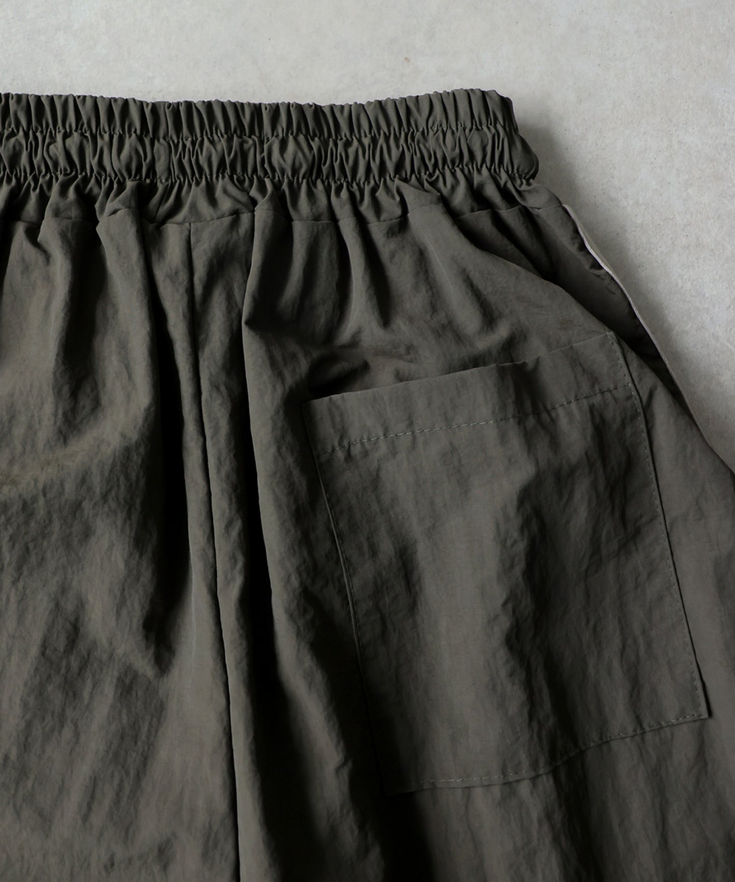 OWNth Color-Blocked Double-Line Wide-Leg Pants Ladies