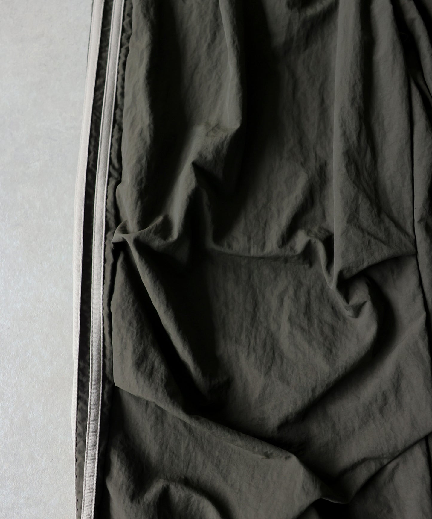 OWNth Color-Blocked Double-Line Wide-Leg Pants Men’s