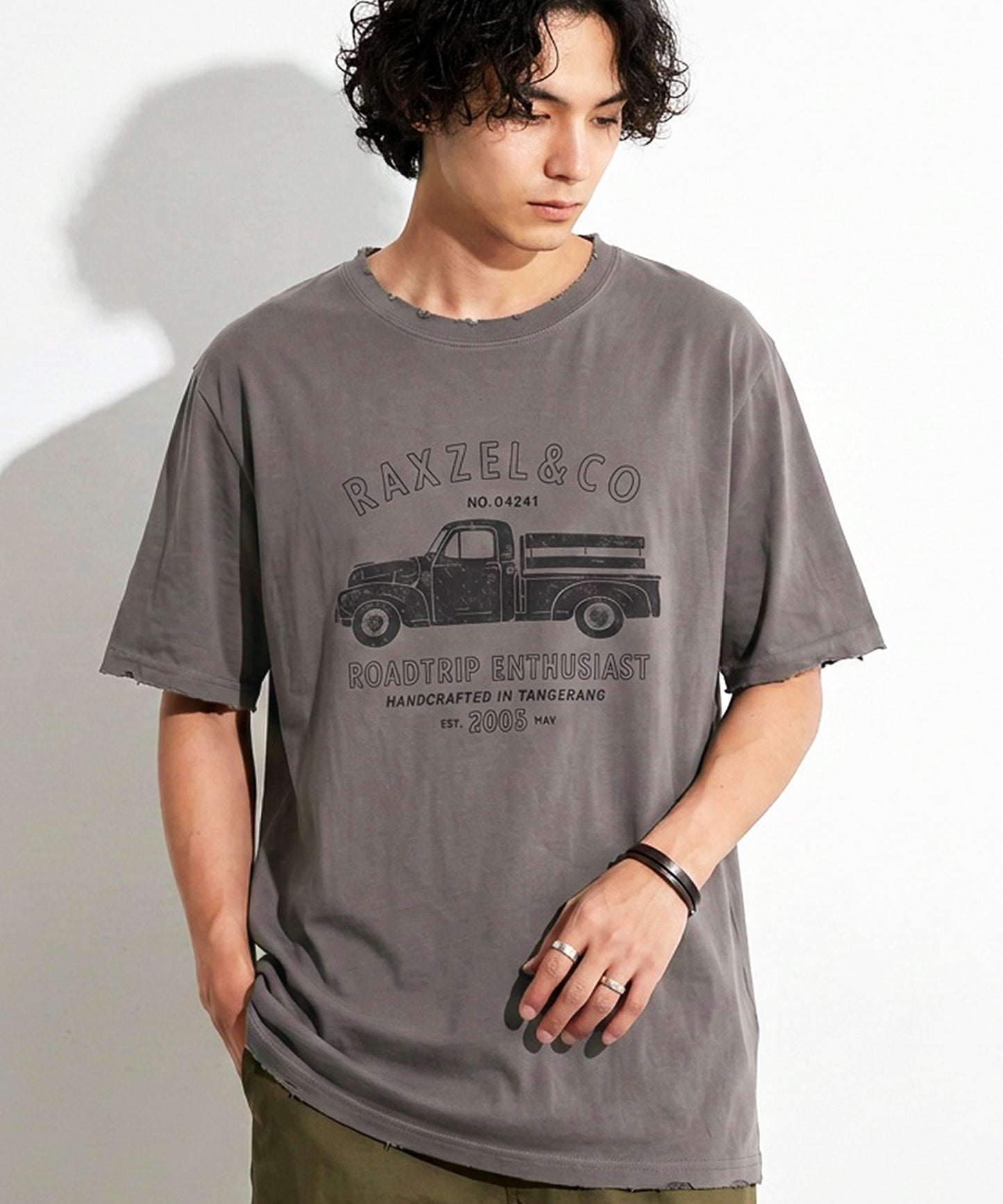 OWNth Vintage Print Distressed 100% Cotton T-Shirt Unisex