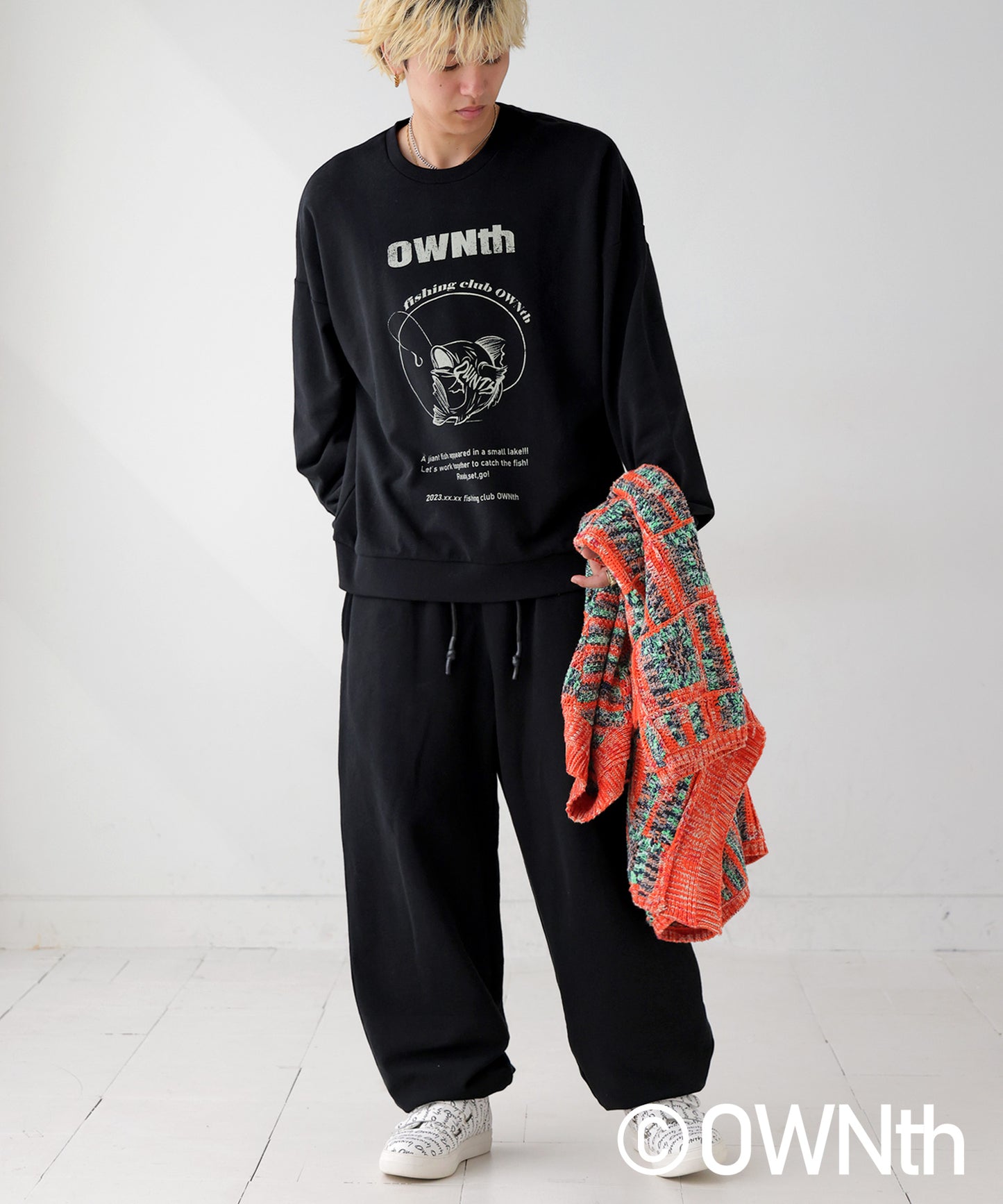 Shrink chip code design "OWNth" logo sweat pants Unisex