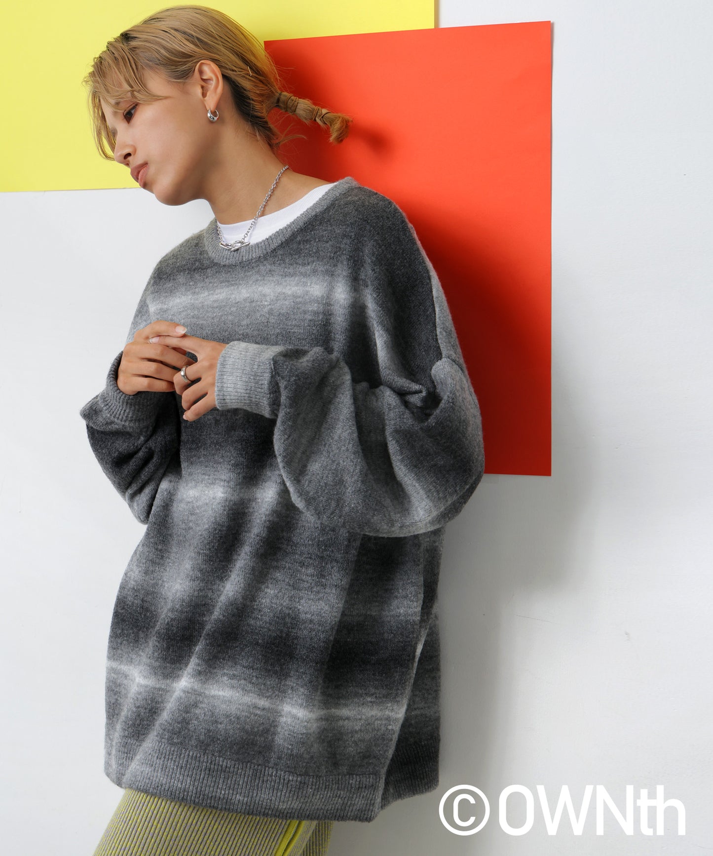 Gradation crew neck knit Unisex