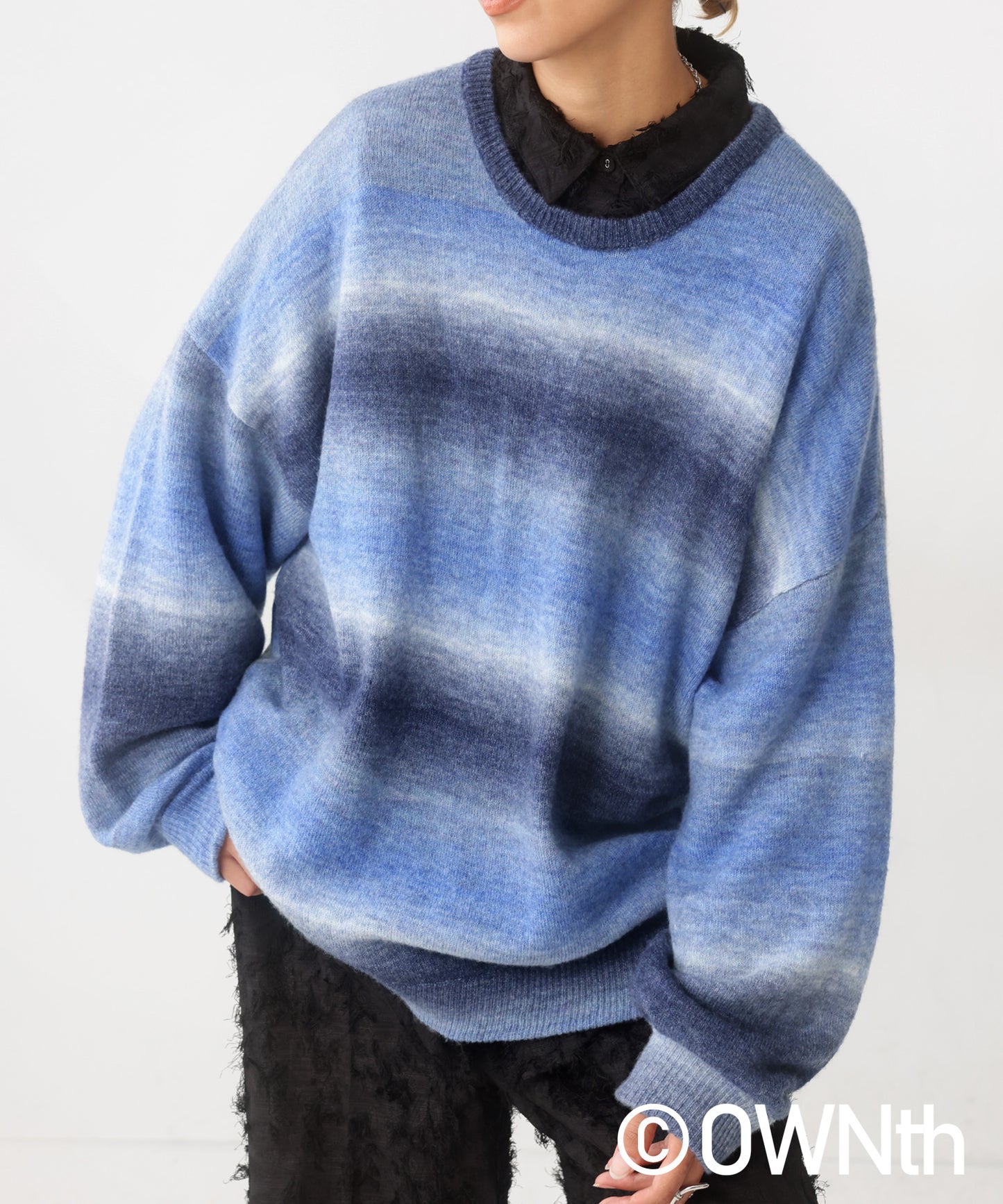 Gradation crew neck knit Unisex