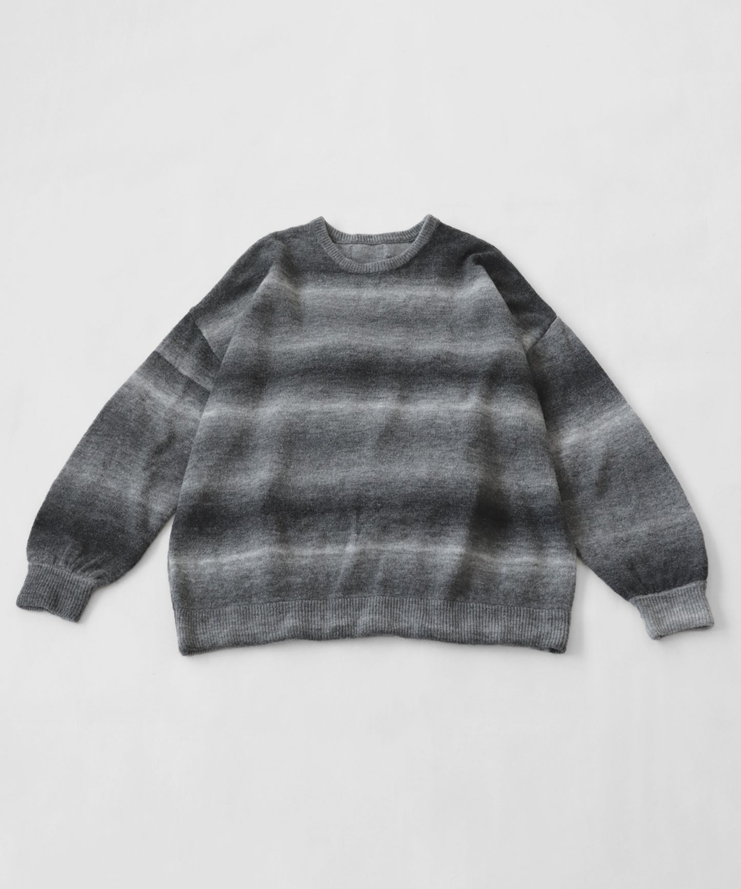 Gradation crew neck knit Unisex