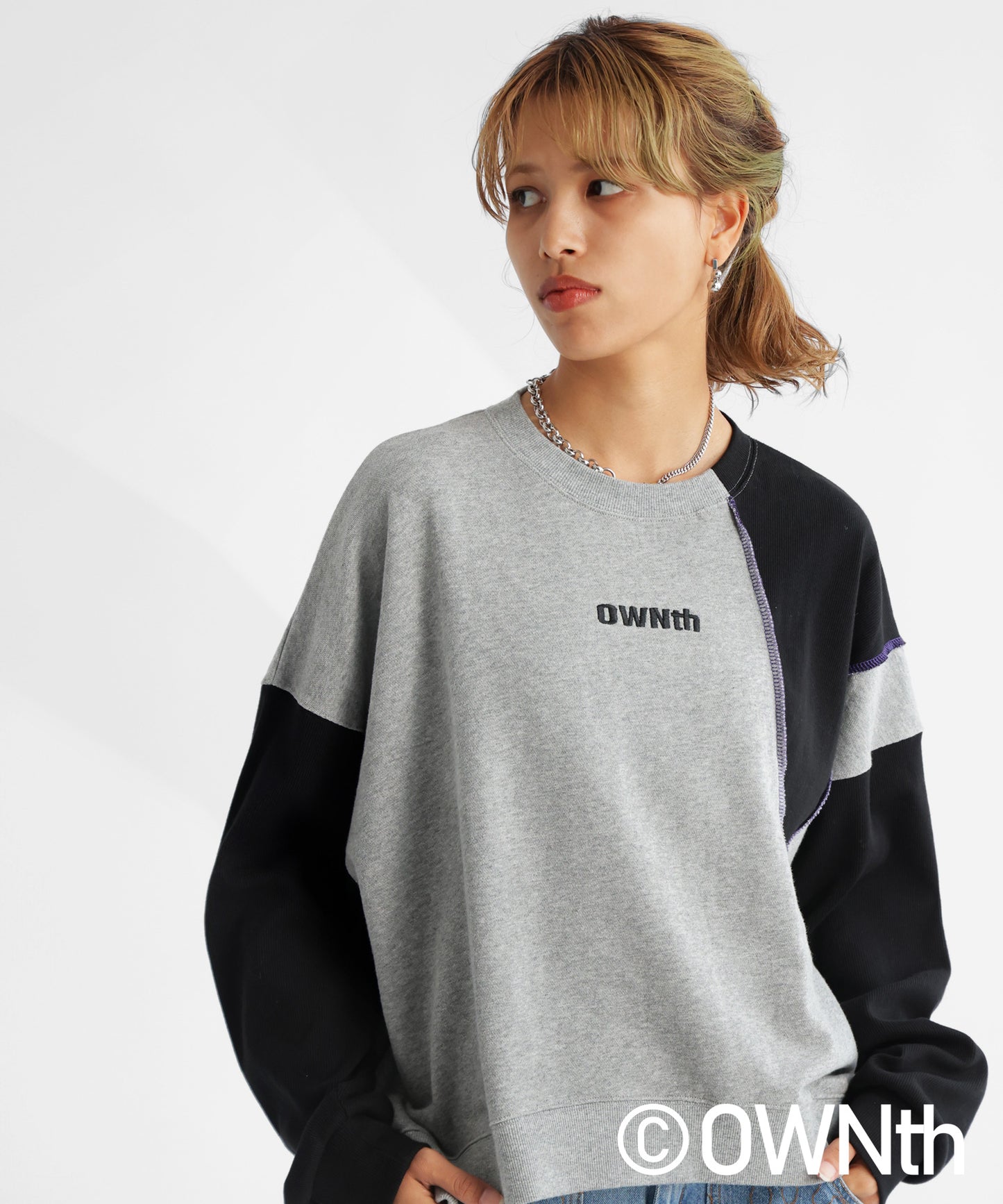 Designed Docking Logo Sweatshirt Ladies