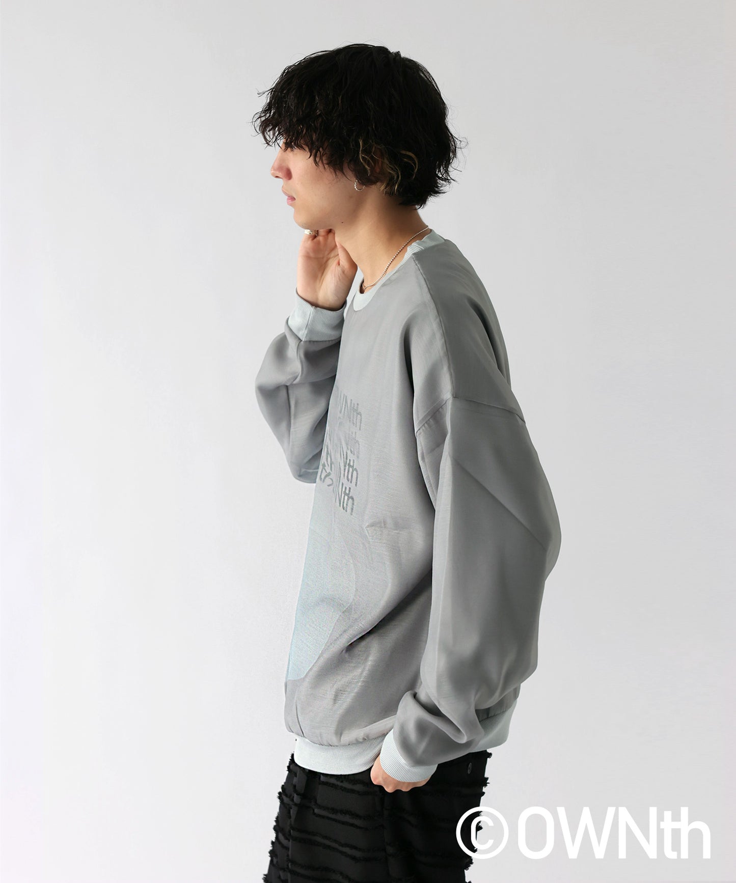 Gradation Sheer Layered Logo Pullover Ladies