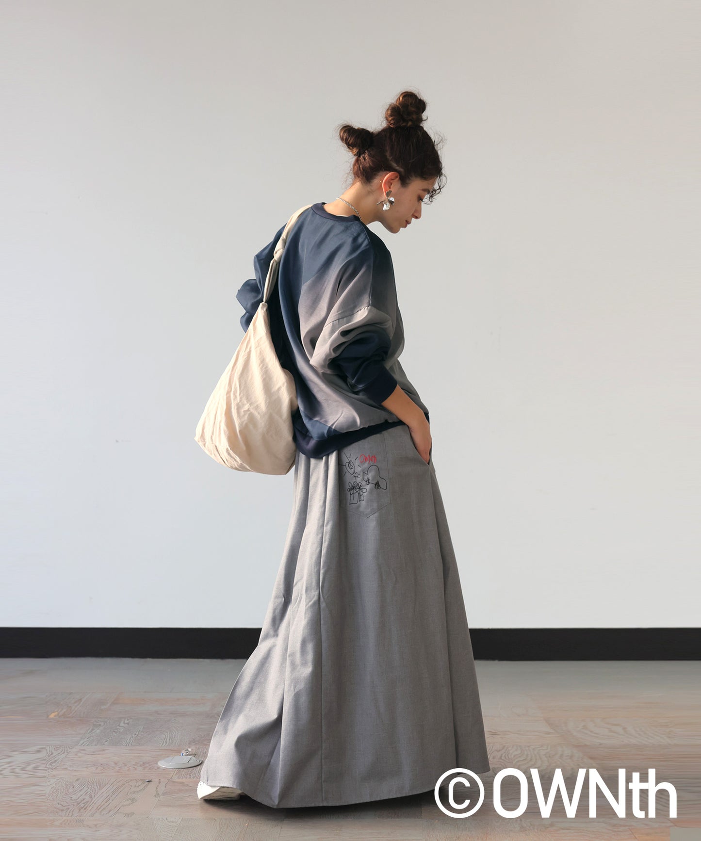 Gradation Sheer Layered Logo Pullover Ladies