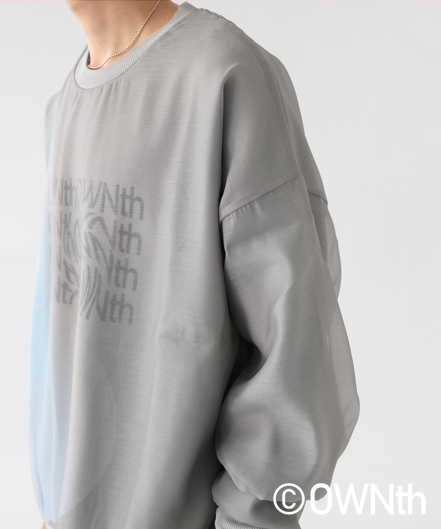 Gradation Sheer Layered Logo Pullover Ladies