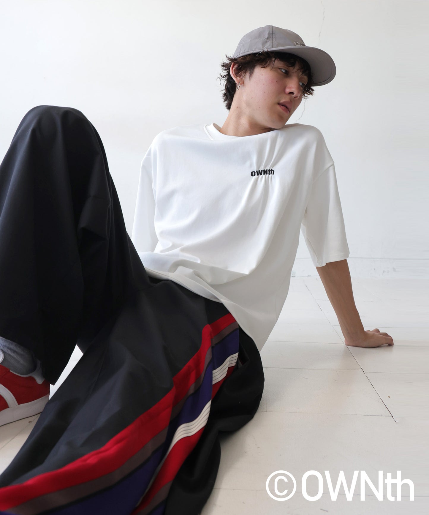 OWNth Ladies Tuck Design Embroidery Logo T-Shirt