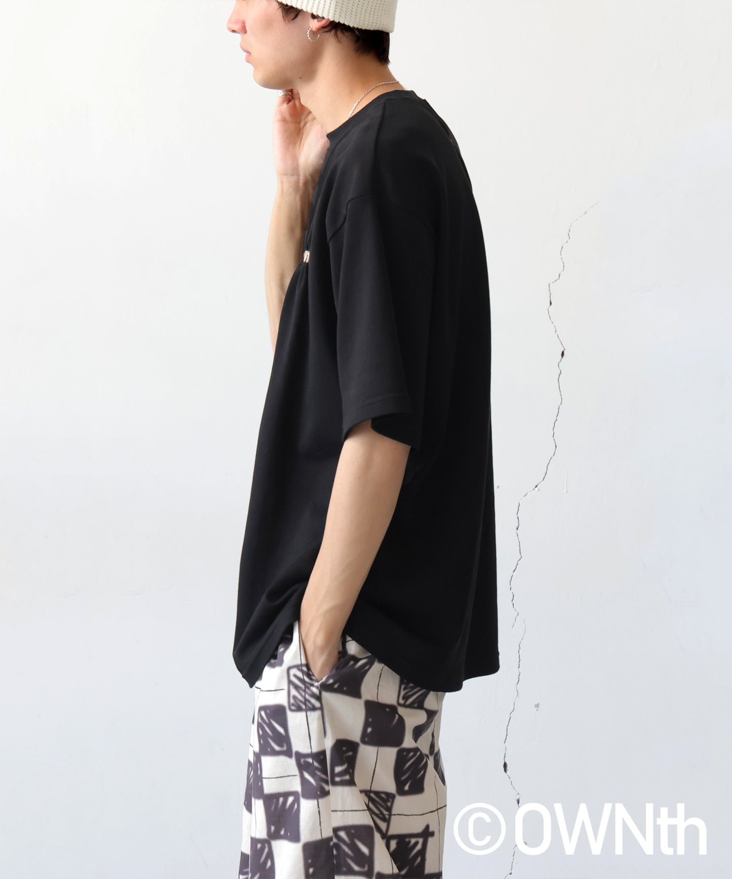 OWNth Ladies Tuck Design Embroidery Logo T-Shirt