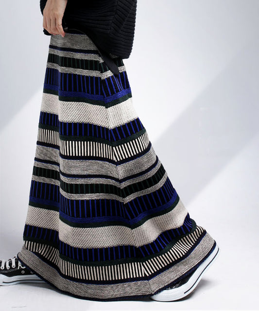 Ladies knitted horizontal stripe patterned flare skirt