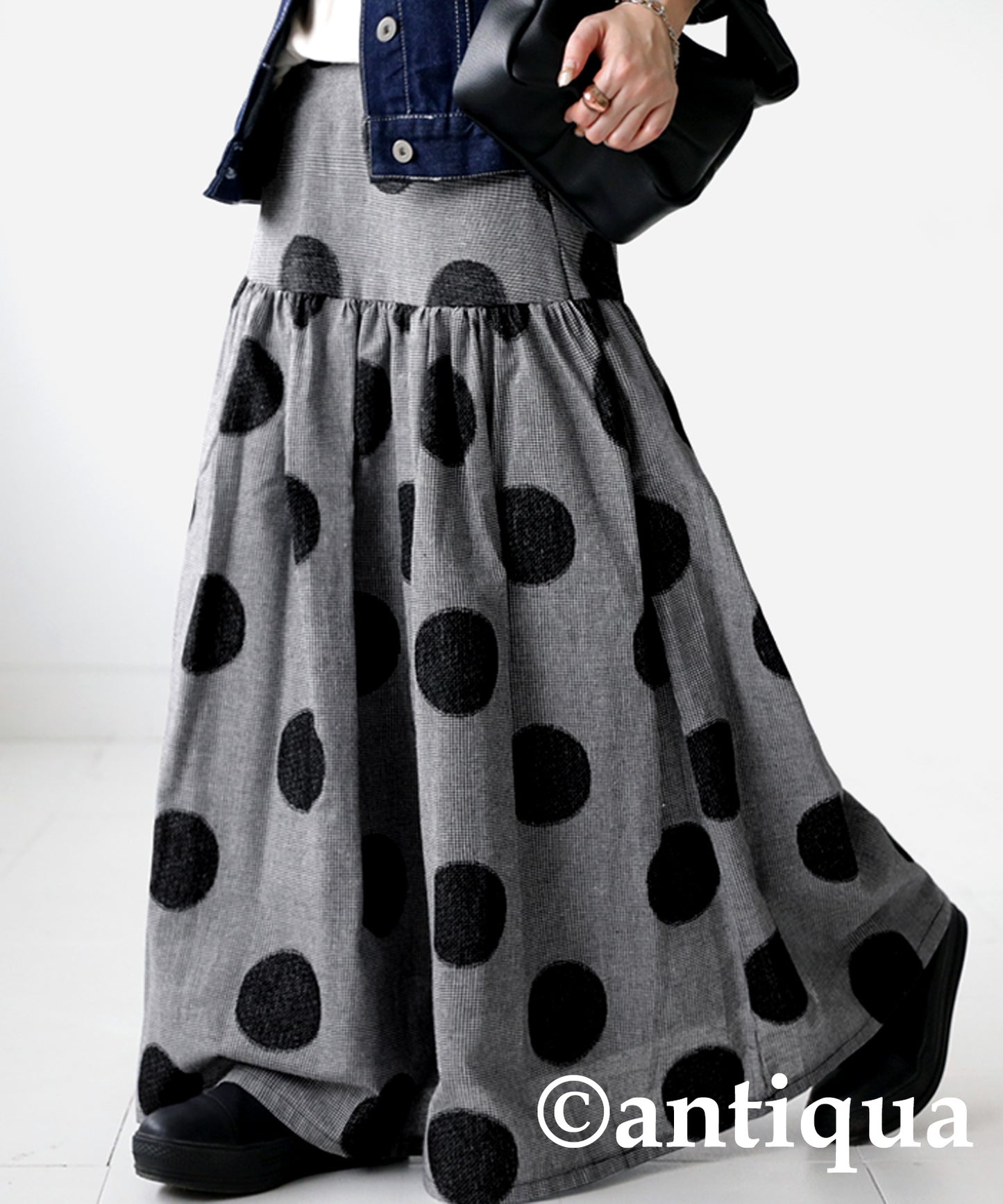 Dot pattern flare skirt Ladies