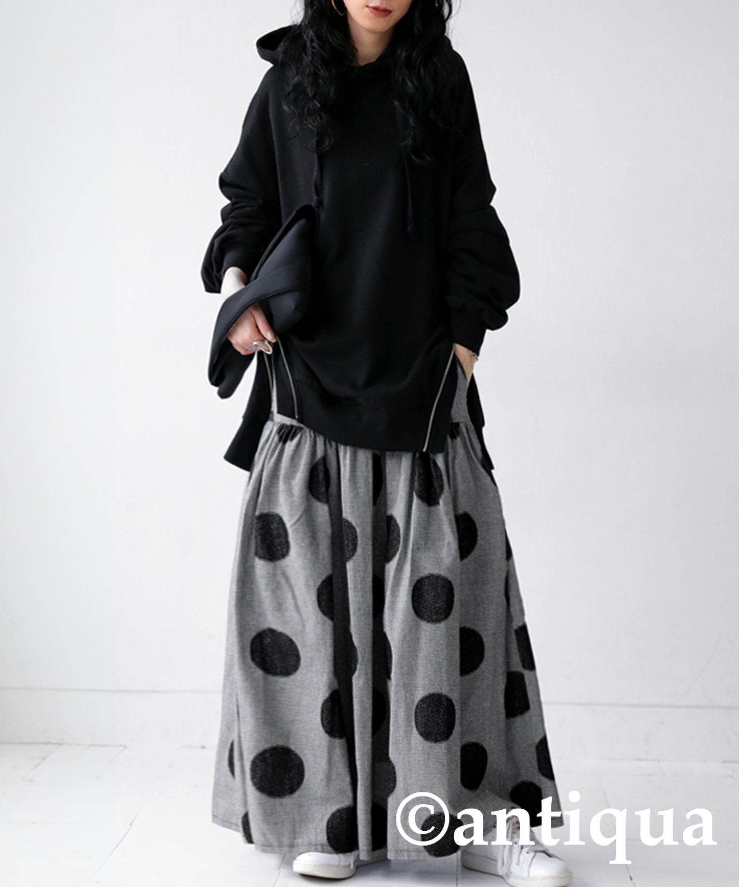 Dot pattern flare skirt Ladies