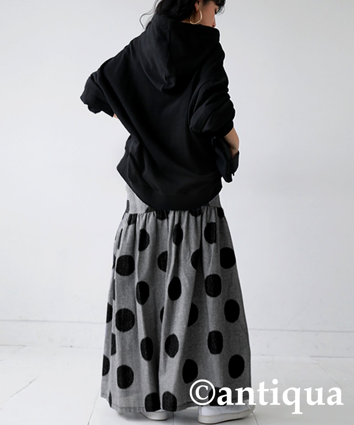 Dot pattern flare skirt Ladies