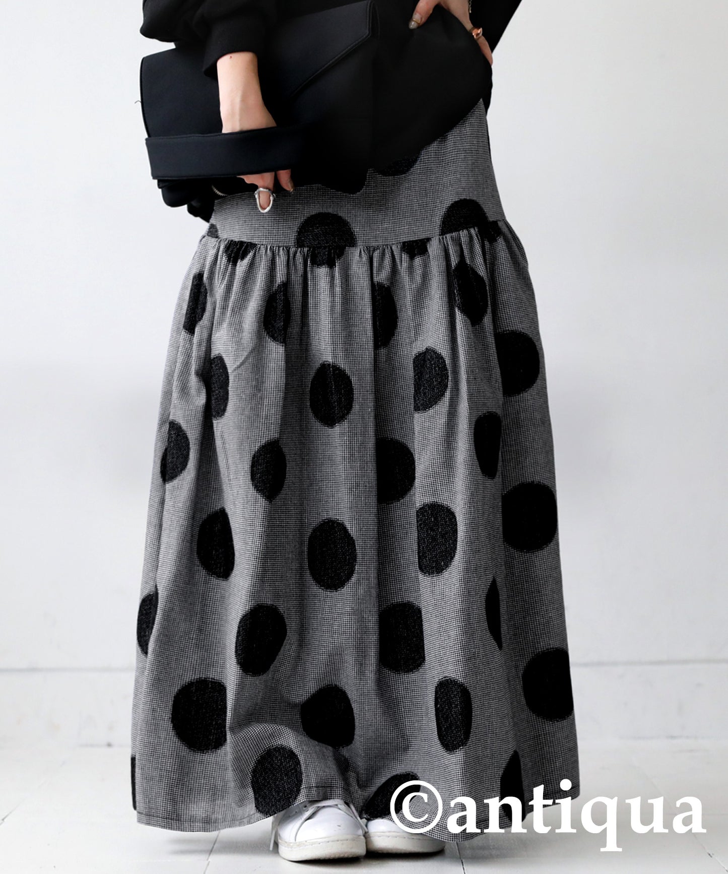 Dot pattern flare skirt Ladies