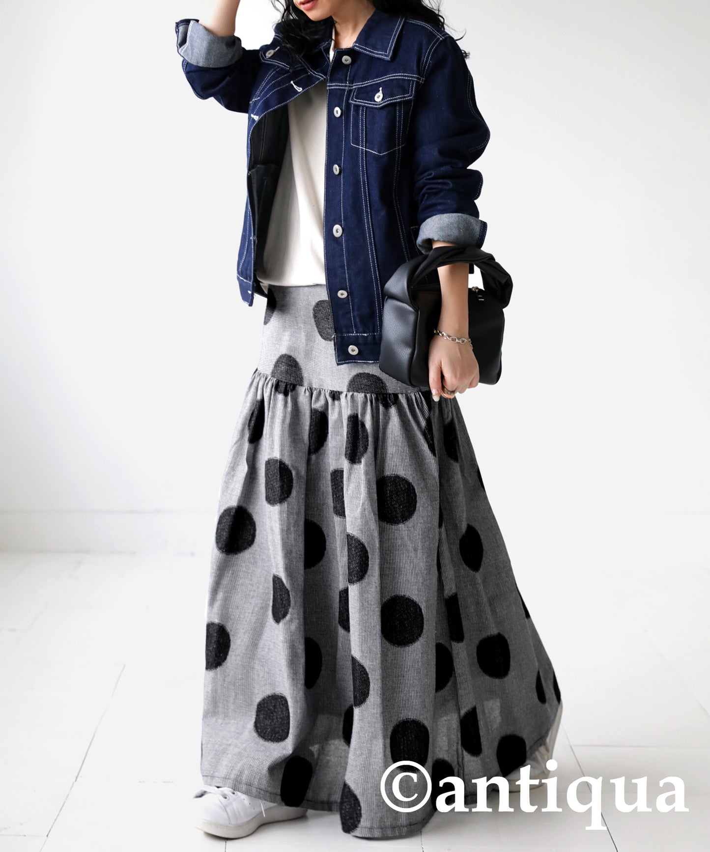 Dot pattern flare skirt Ladies