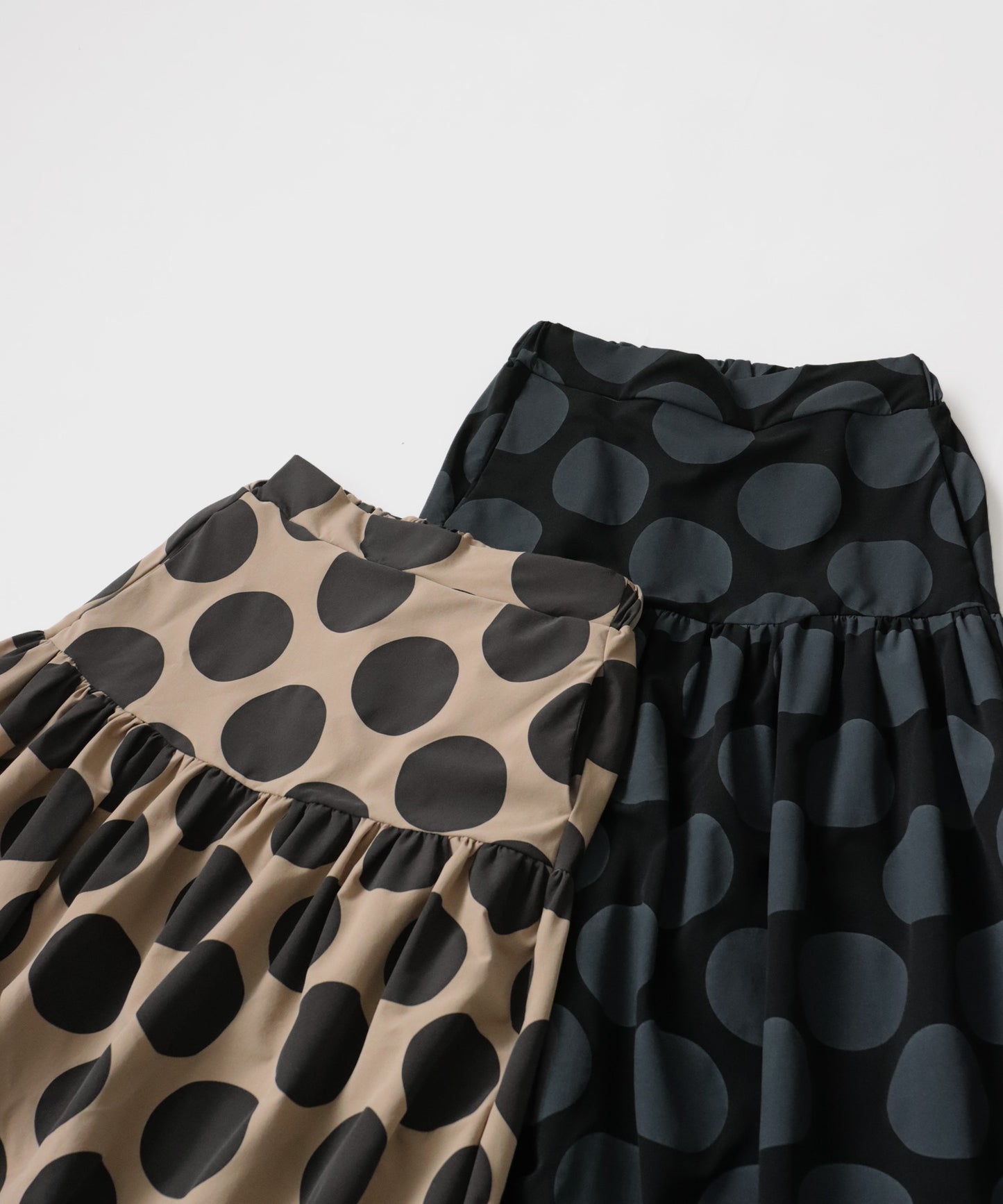 Dot pattern flare Ladies skirt