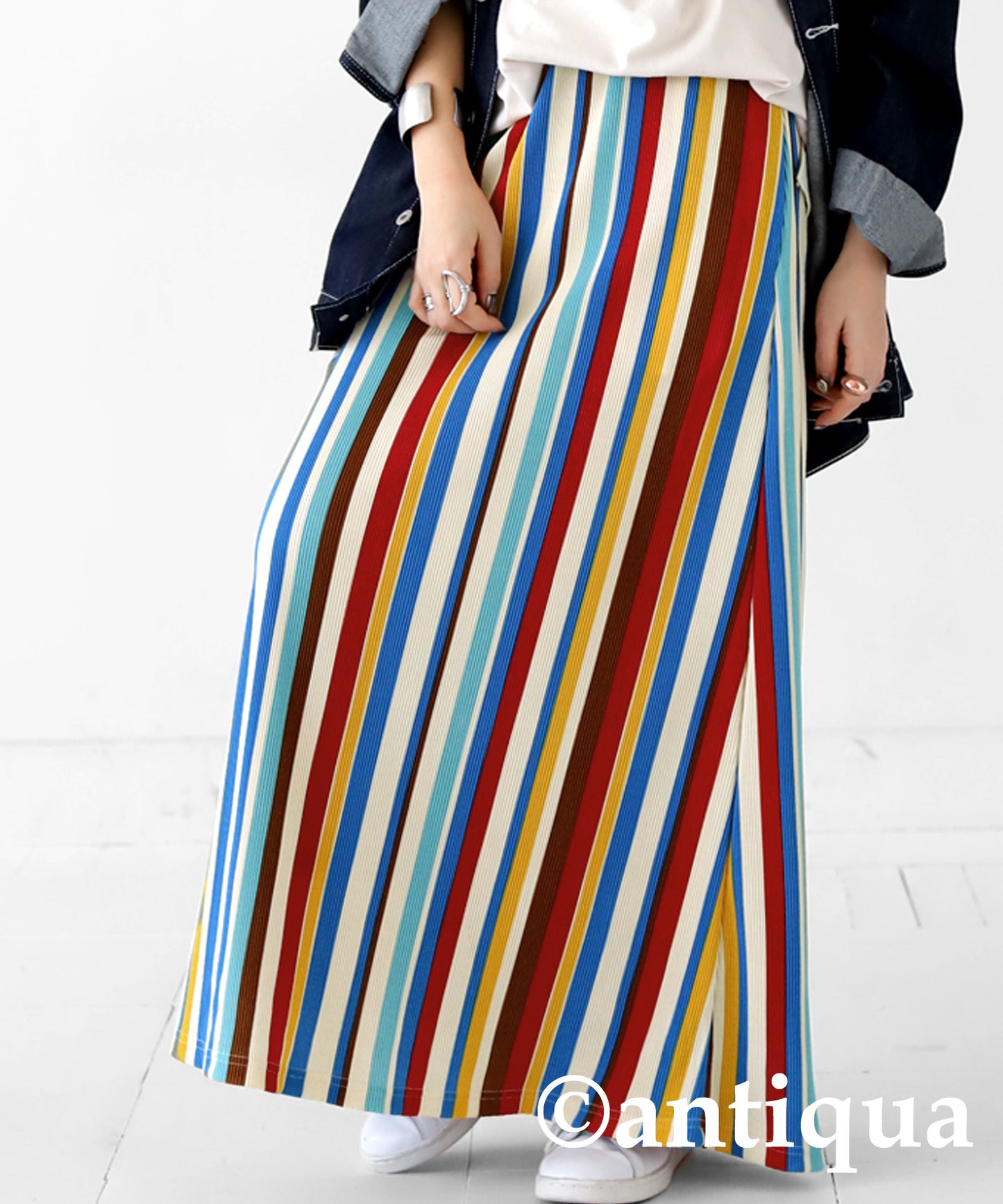 Vertical stripes Ribbed Ladies skirt
