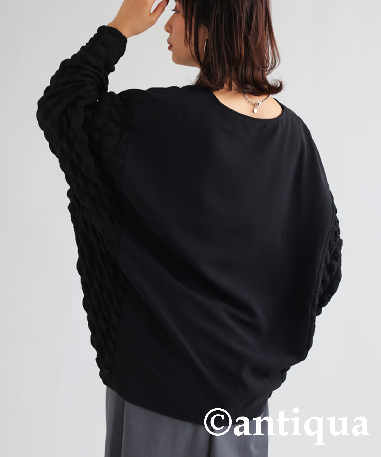 Embossed Ladies bubble sleeve tops