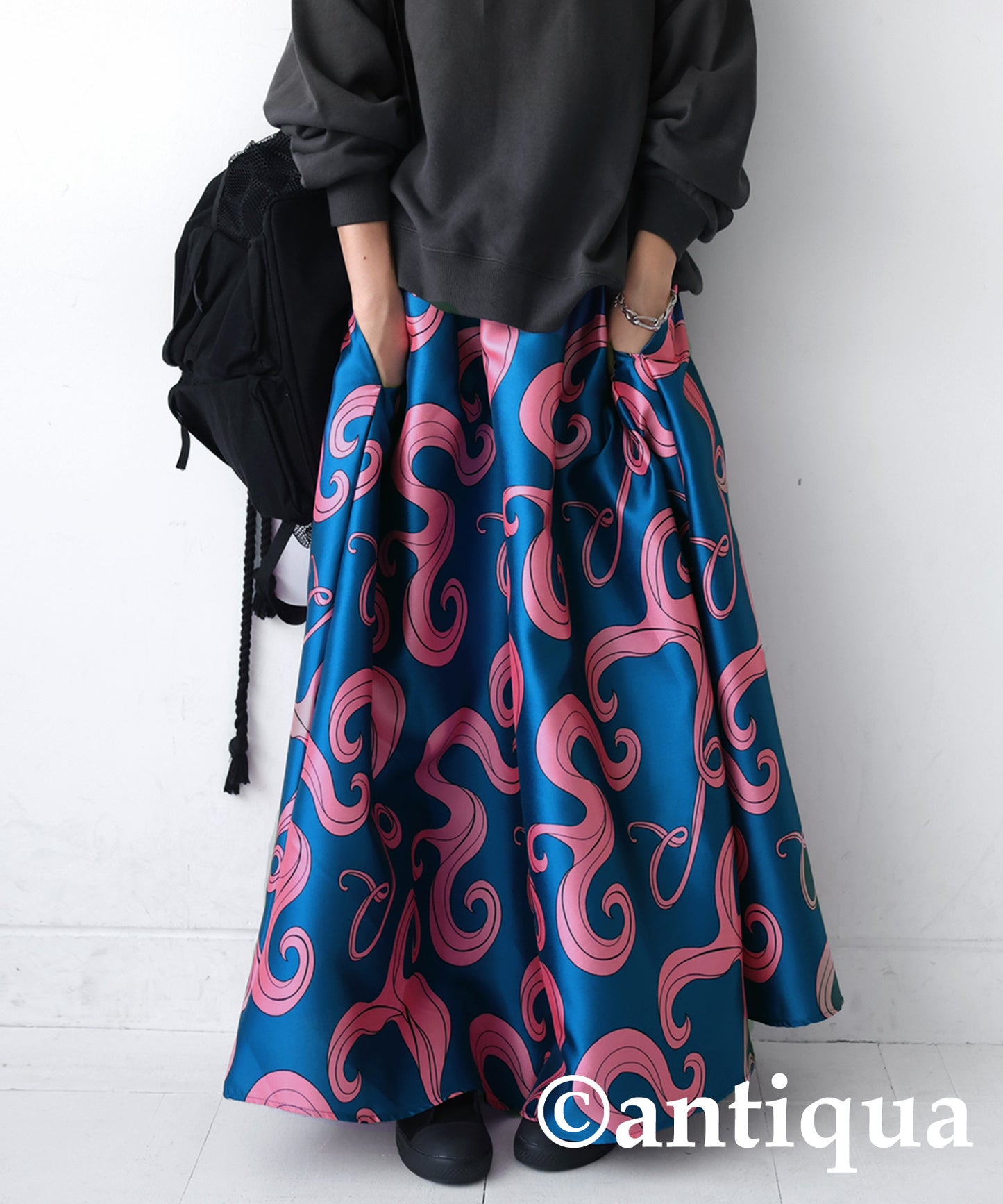 Geometric pattern flare long skirt Ladies