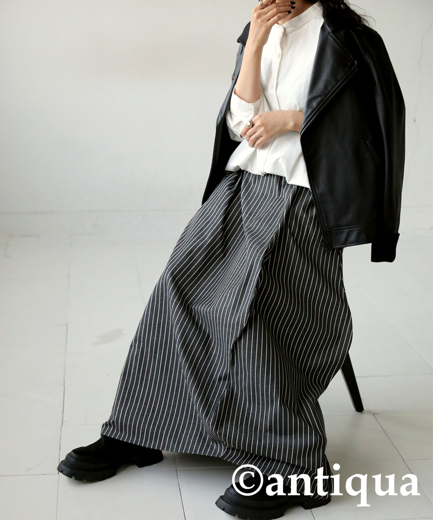 Wave Design Skirt Ladies