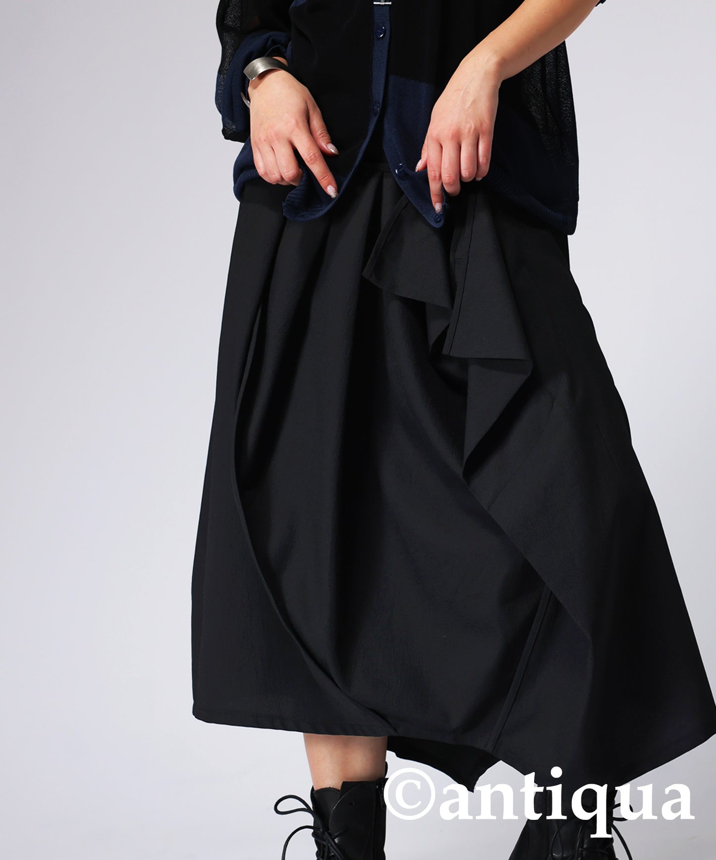 Asymmetric skirt Ladies