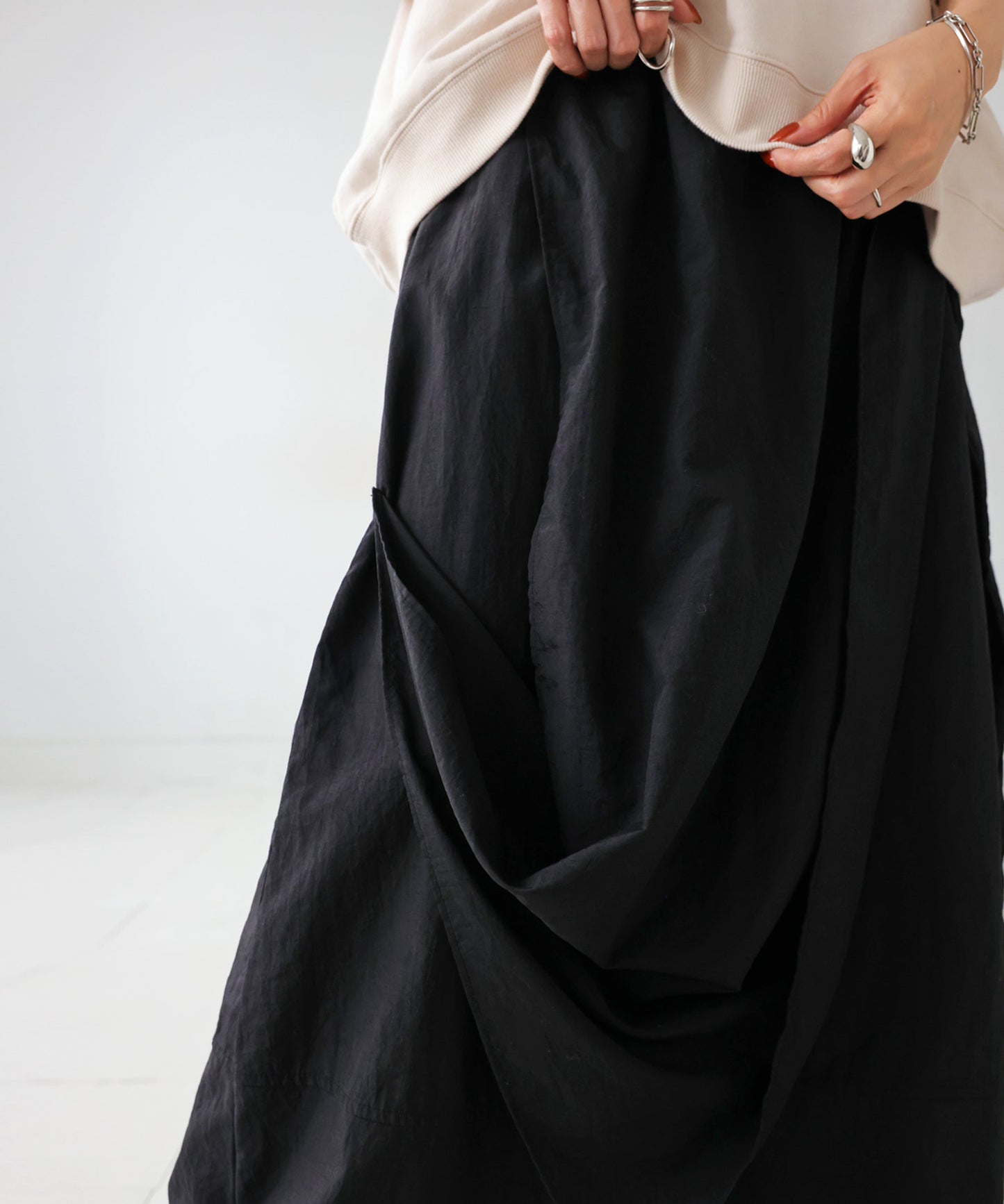 Drape Design Skirt Ladies