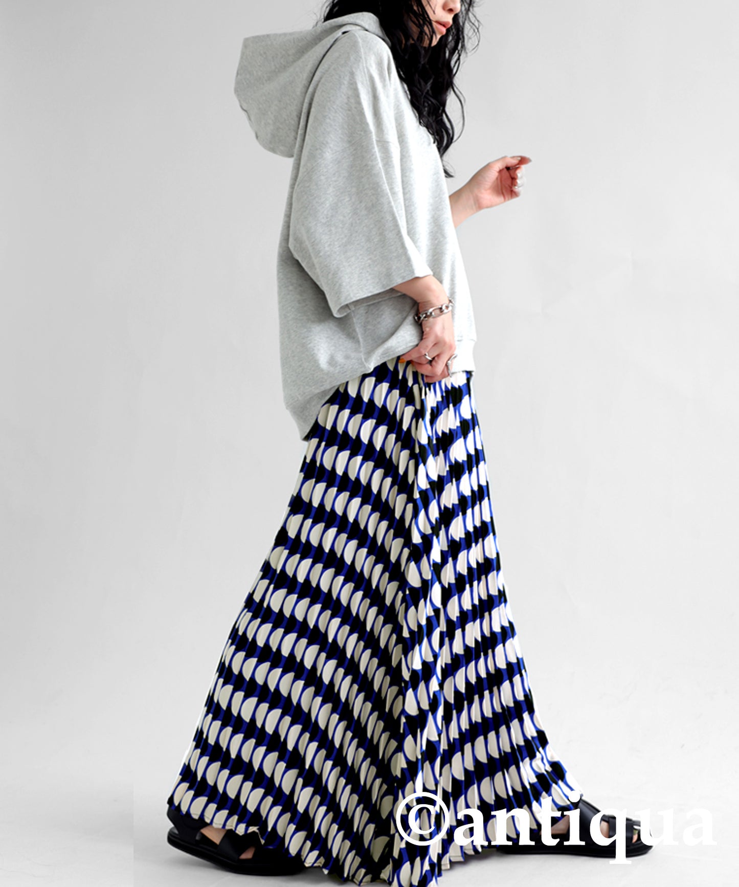 Geometric pattern pleated skirt Ladies