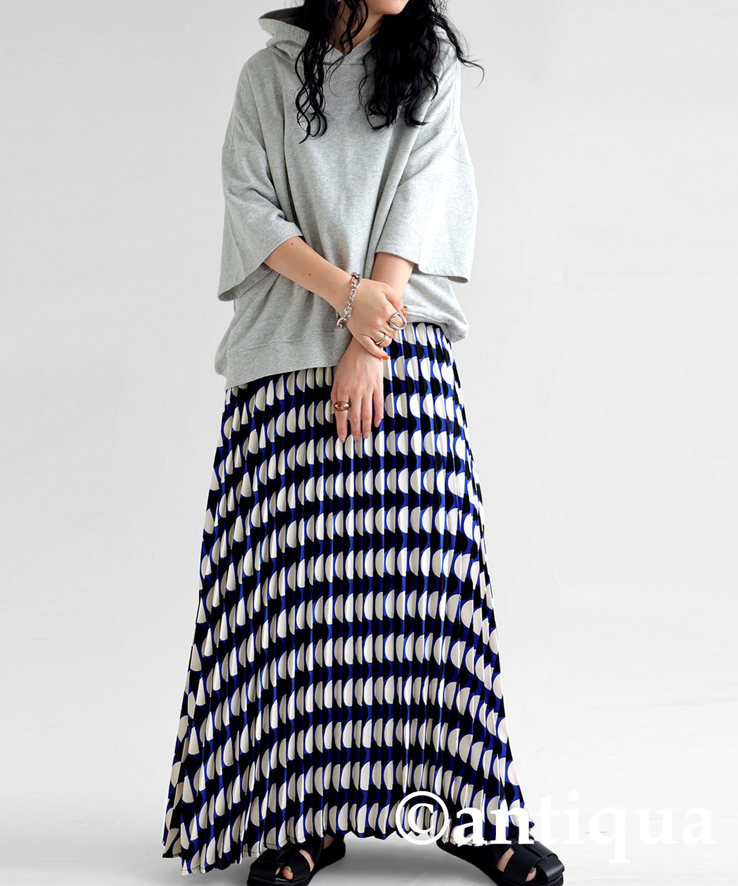 Geometric pattern pleated skirt Ladies