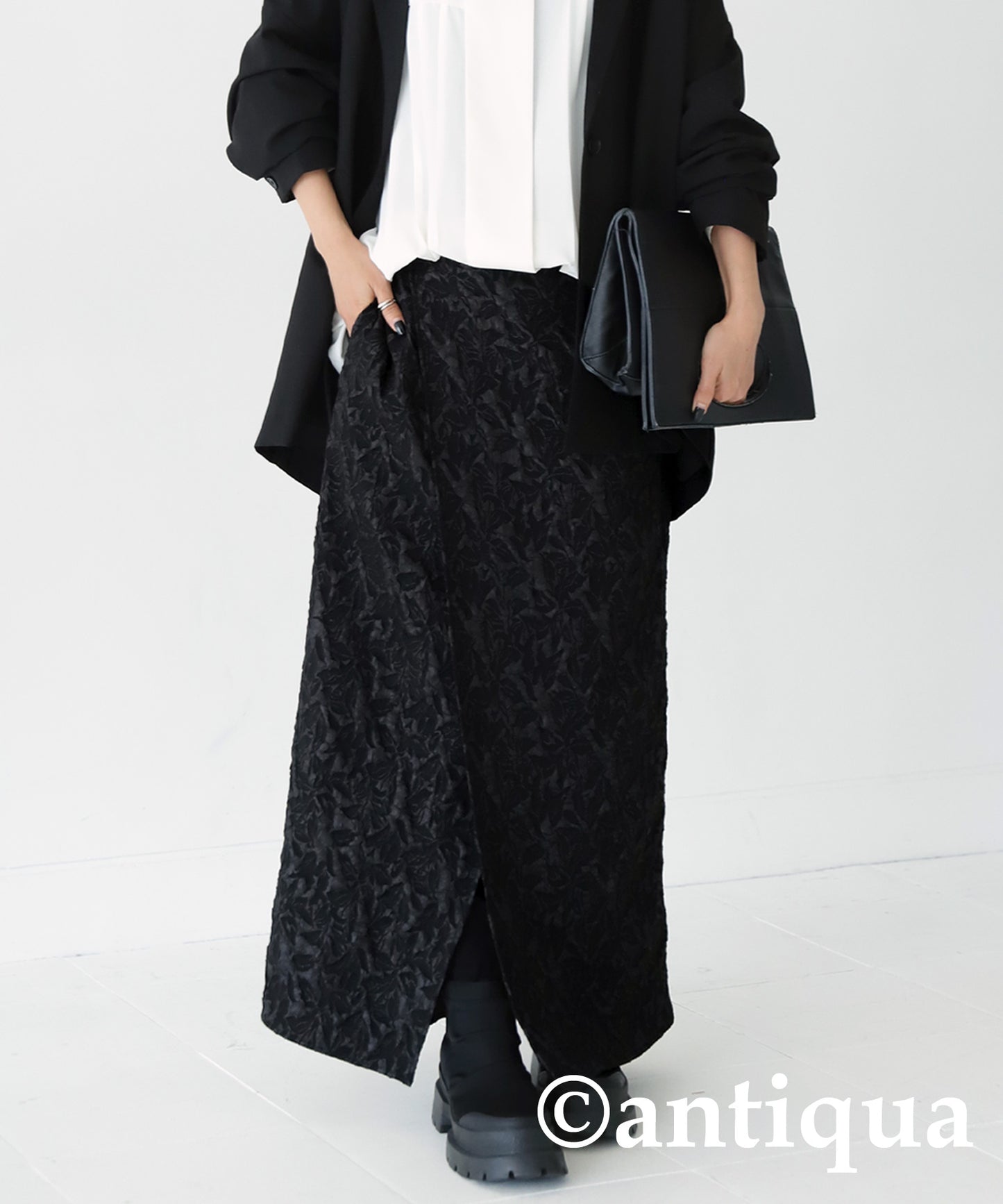 Slit Jacquard Skirt Ladies