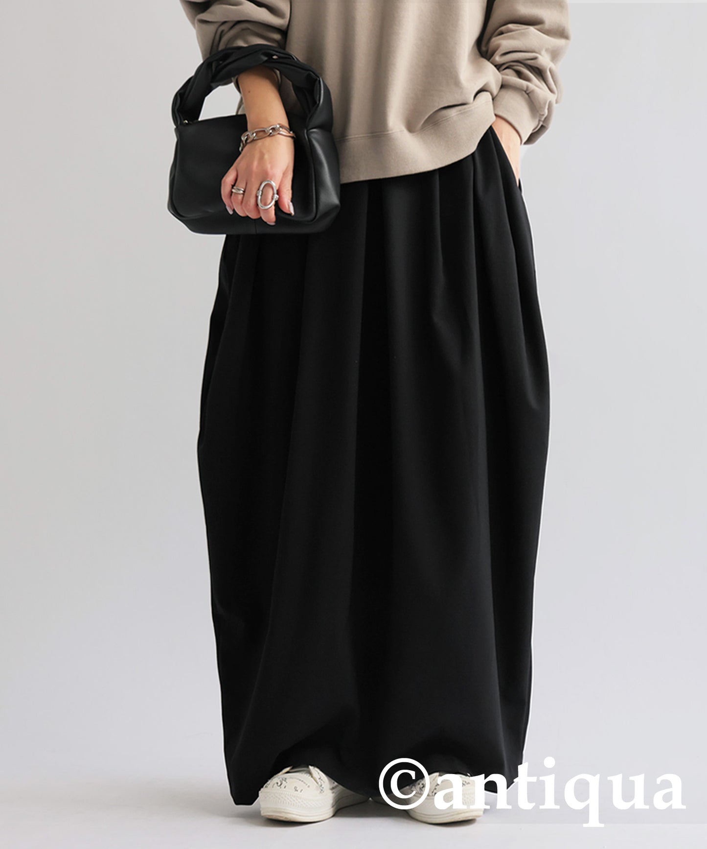 Tuck Long Skirt Ladies