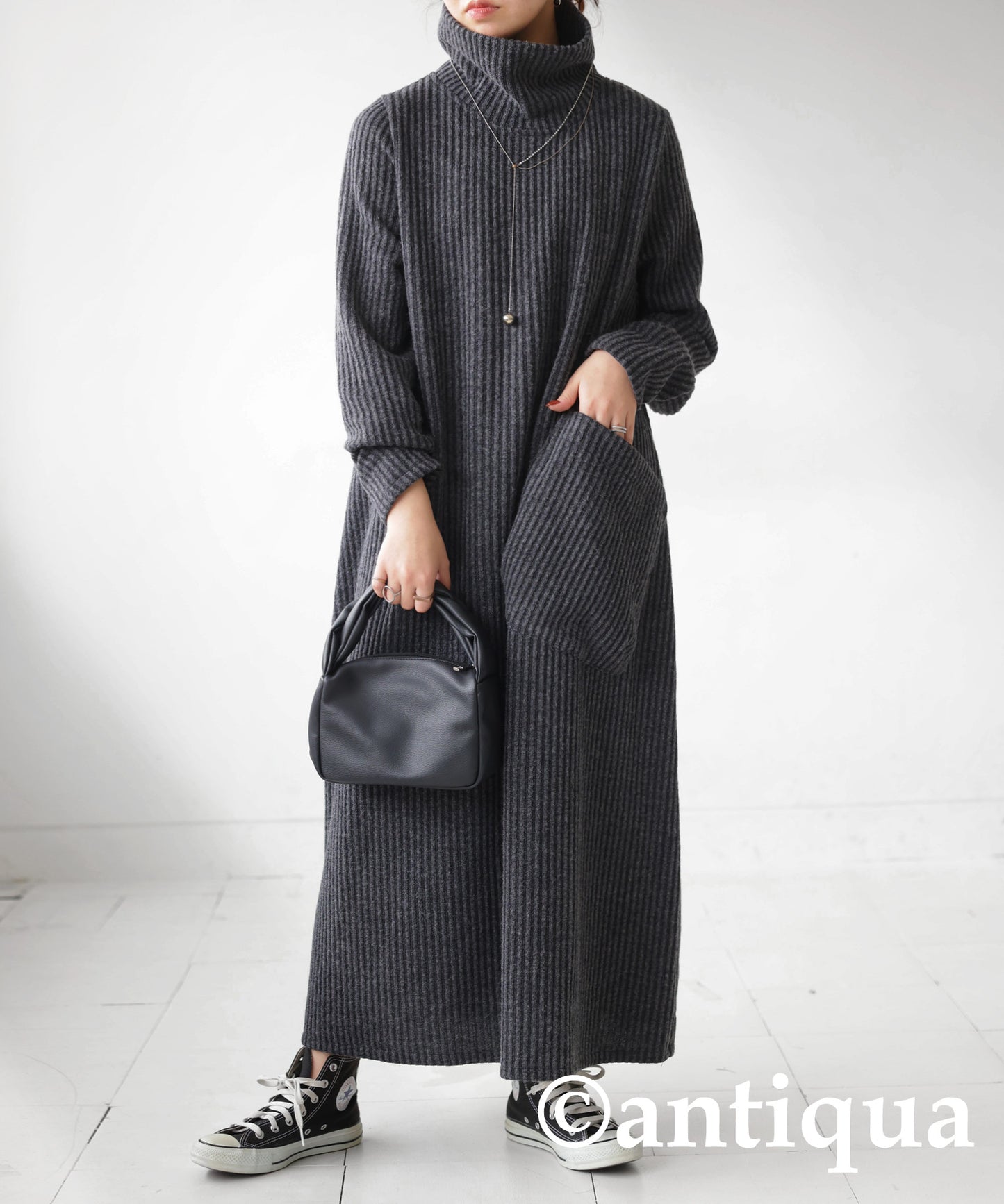 Turtleneck knit dress Ladies