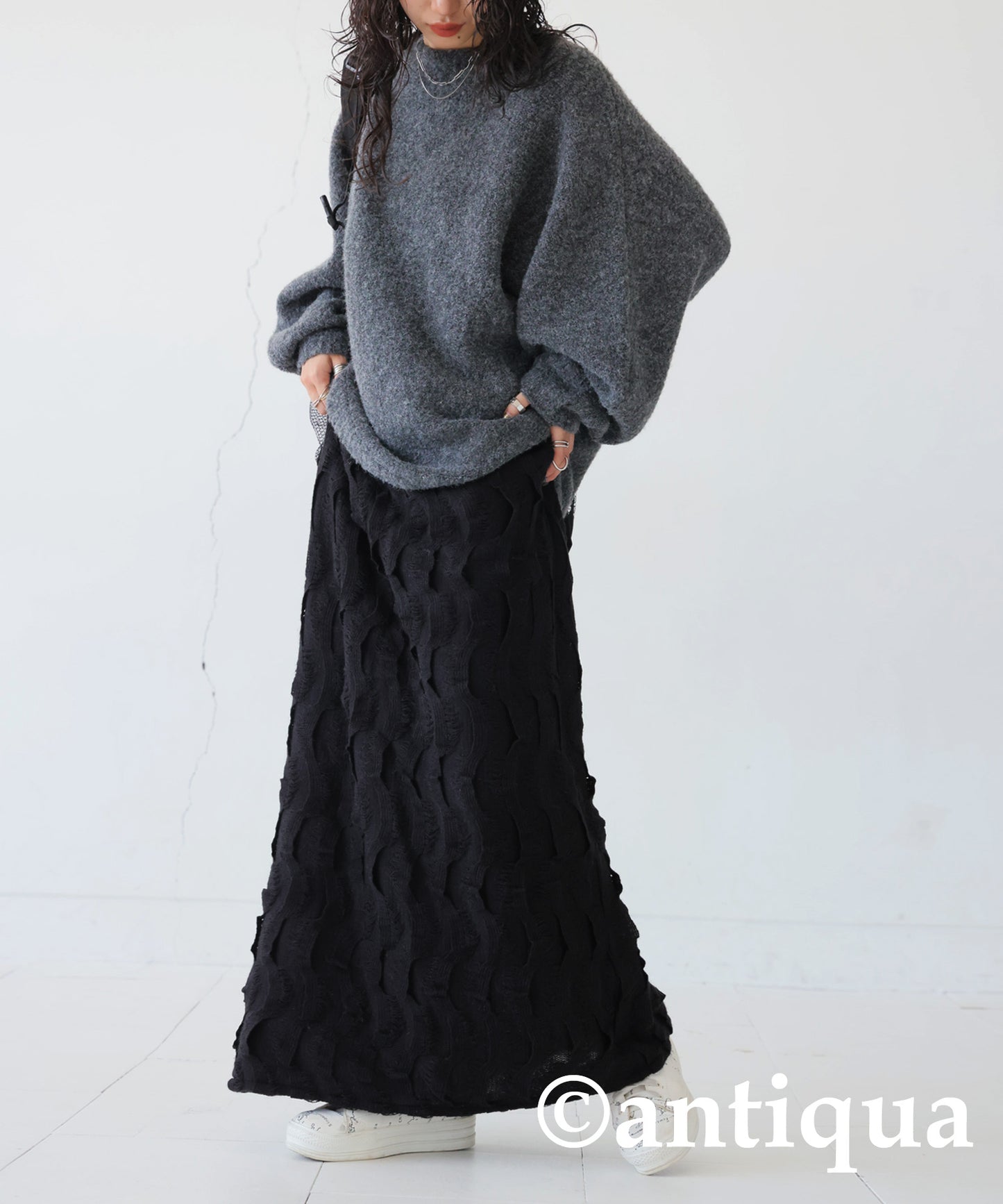 Wave pattern Long skirt Ladies