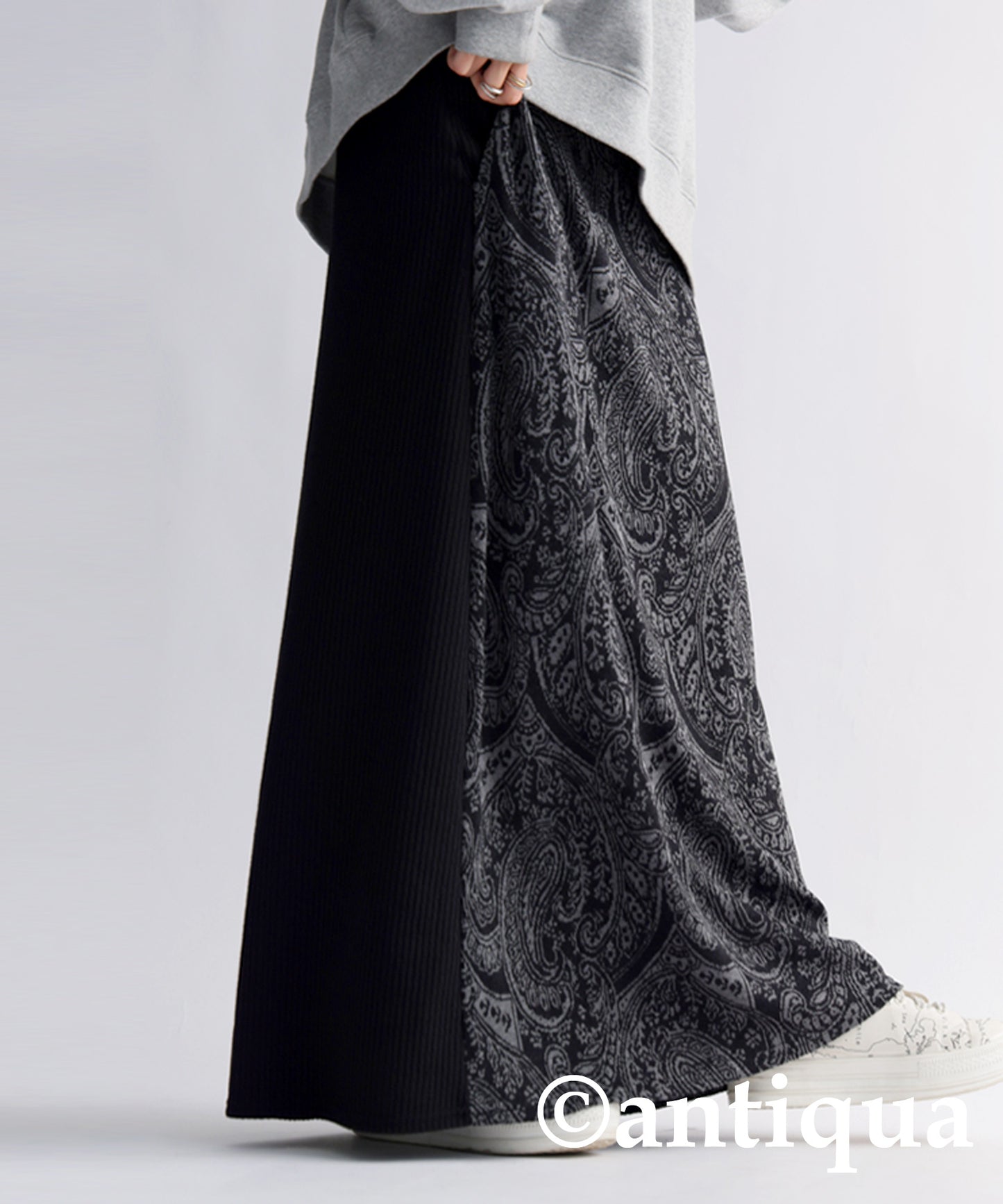 Paisley Pattern Knit Skirt Ladies