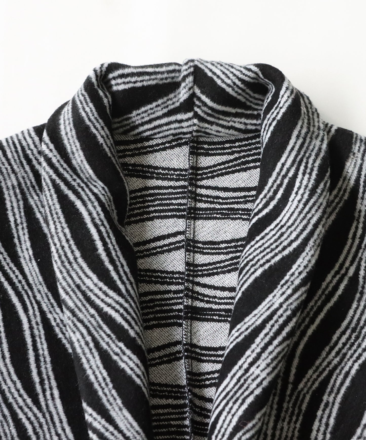 Nuance Pattern Cardigan Ladies