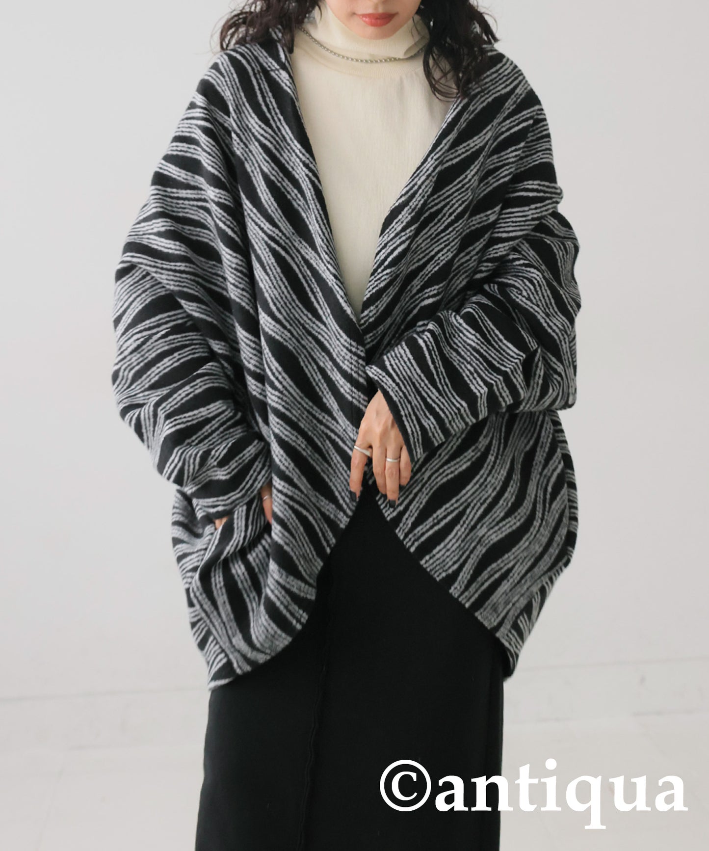 Nuance Pattern Cardigan Ladies