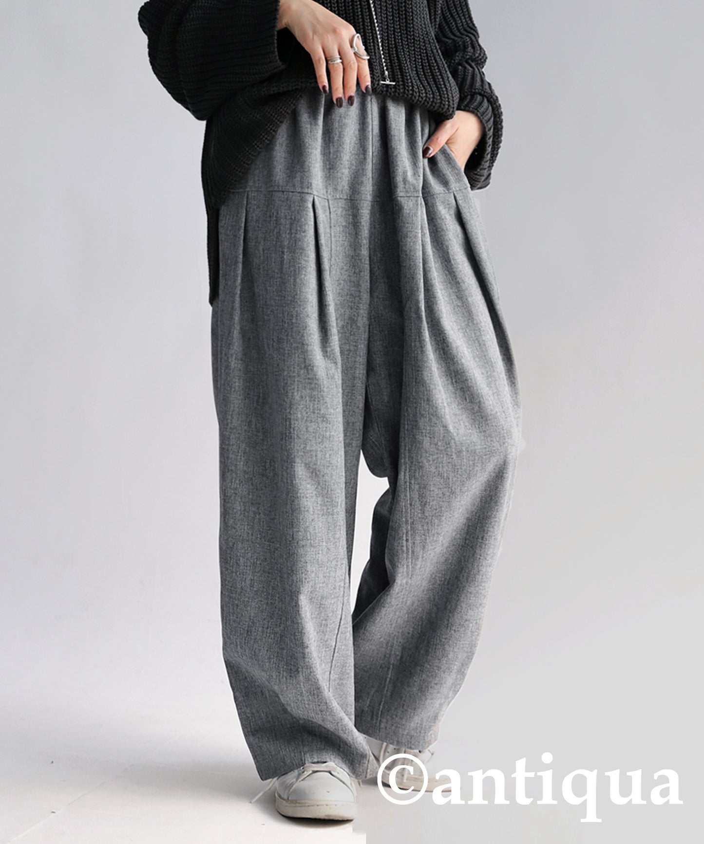 Tuck Tapered Pants Ladies