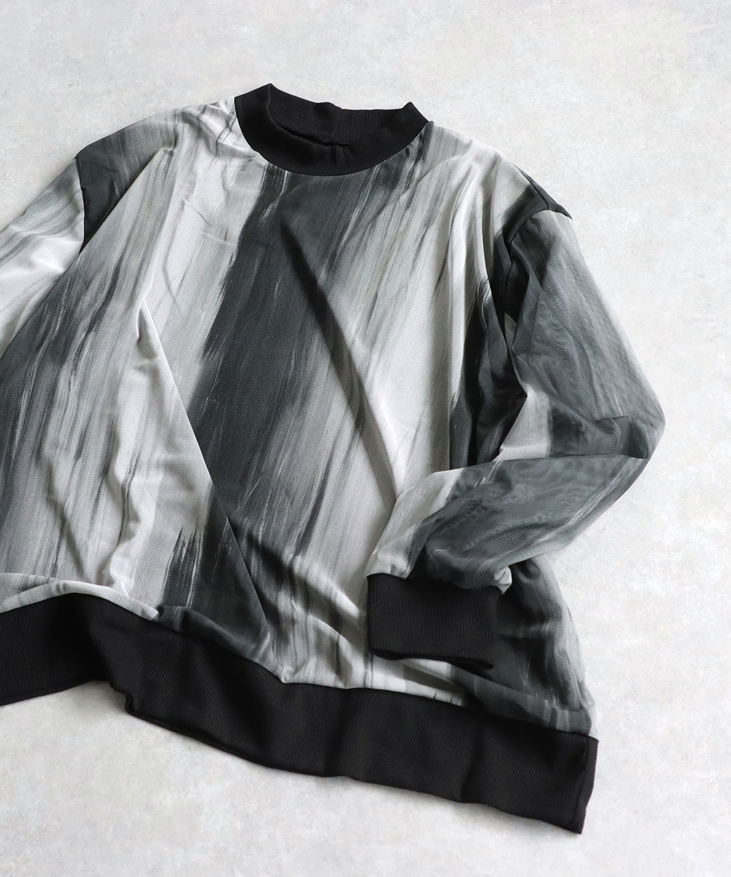 Pattern Sheer Tops Ladies