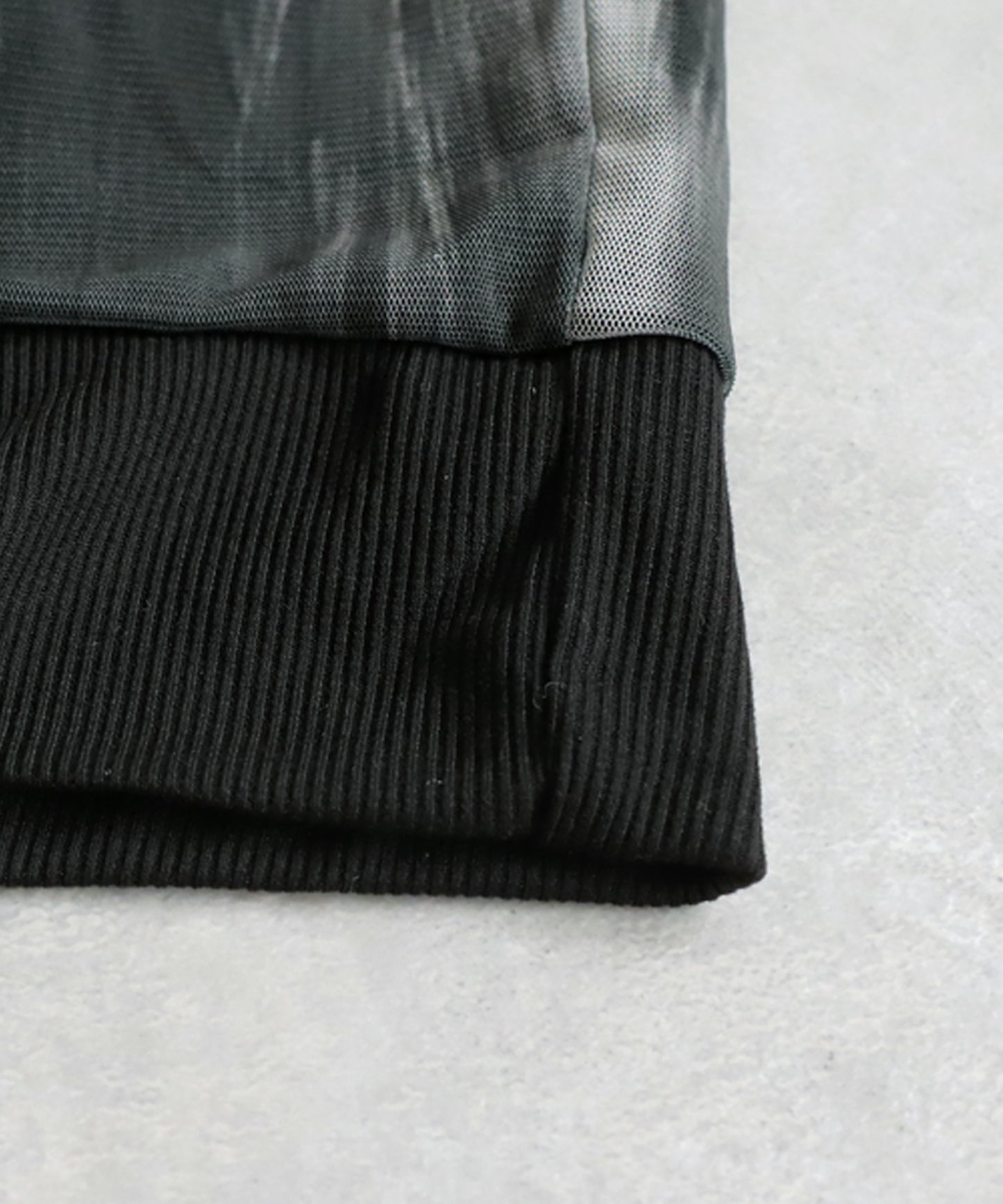 Pattern Sheer Tops Ladies