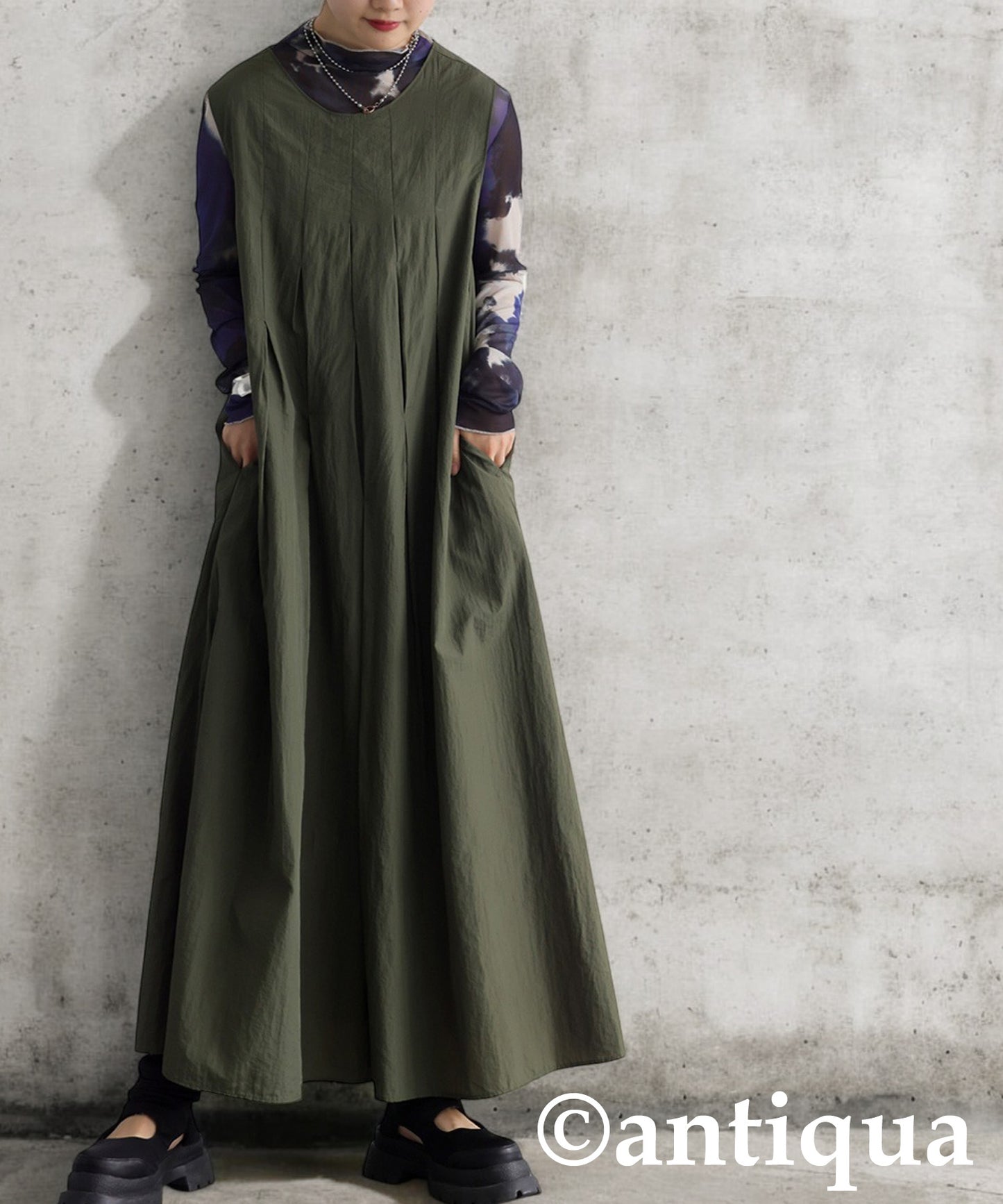 Tuck Design Dress Ladies