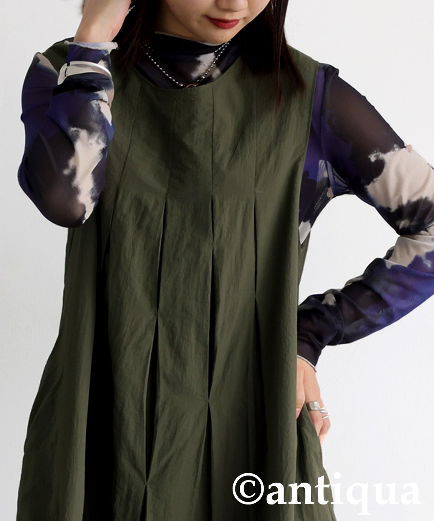 Tuck Design Dress Ladies