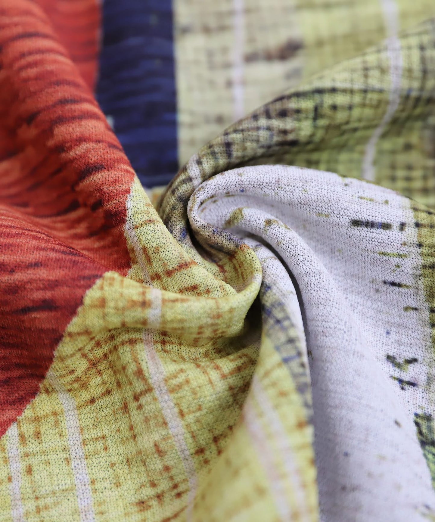 Ladies Modern Art Top