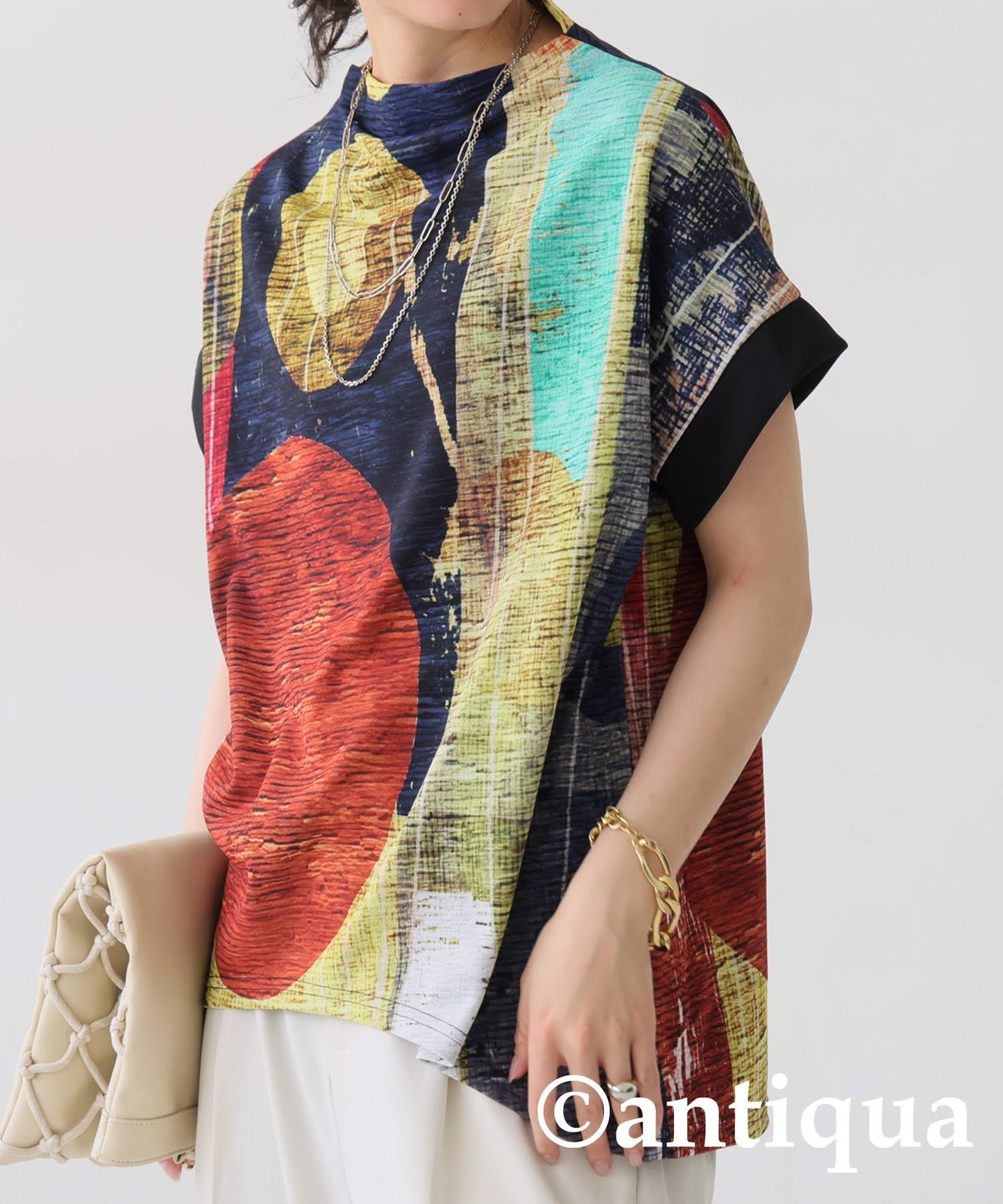 Ladies Modern Art Top