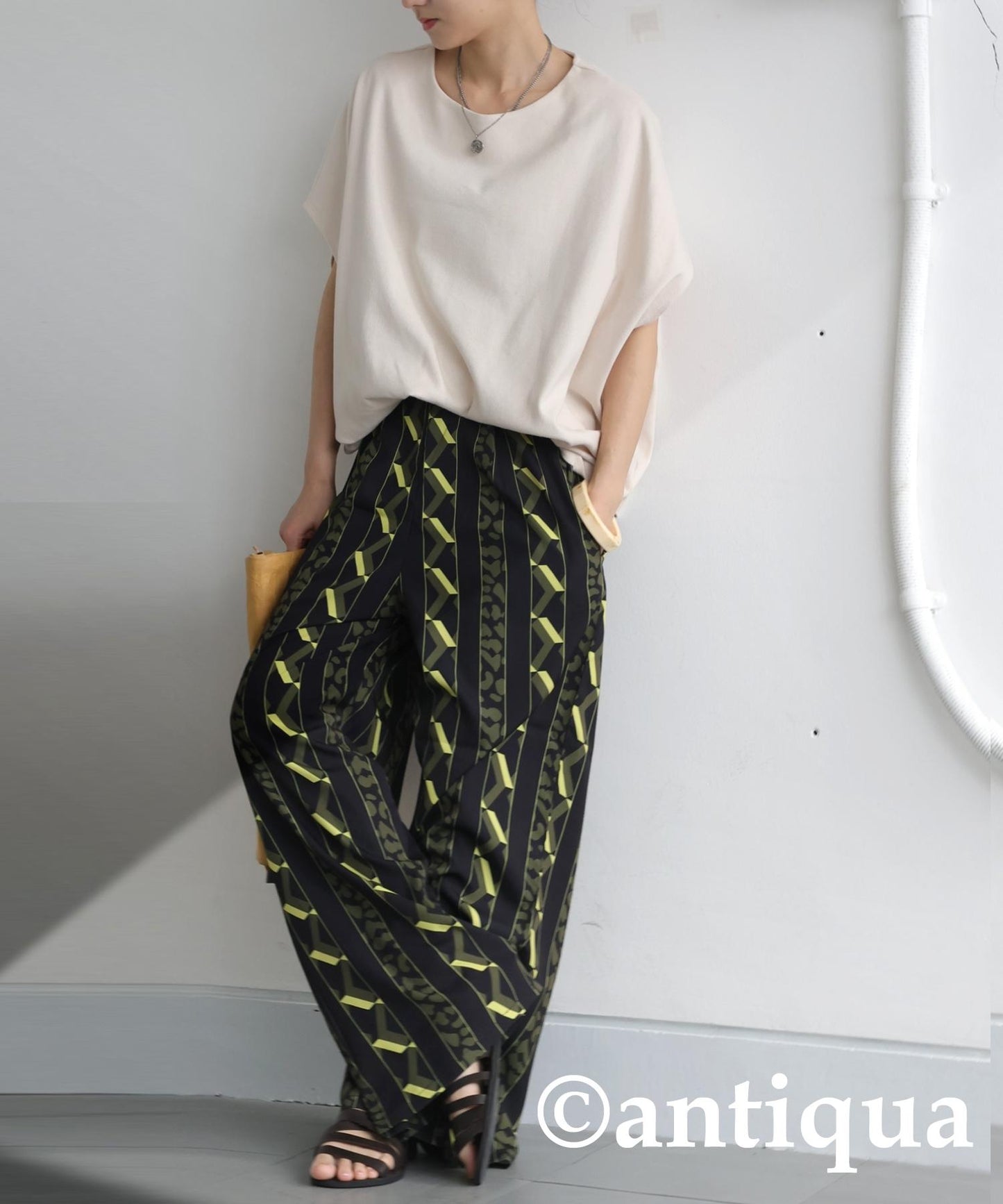 Ladies Art Stripe Wide Pants