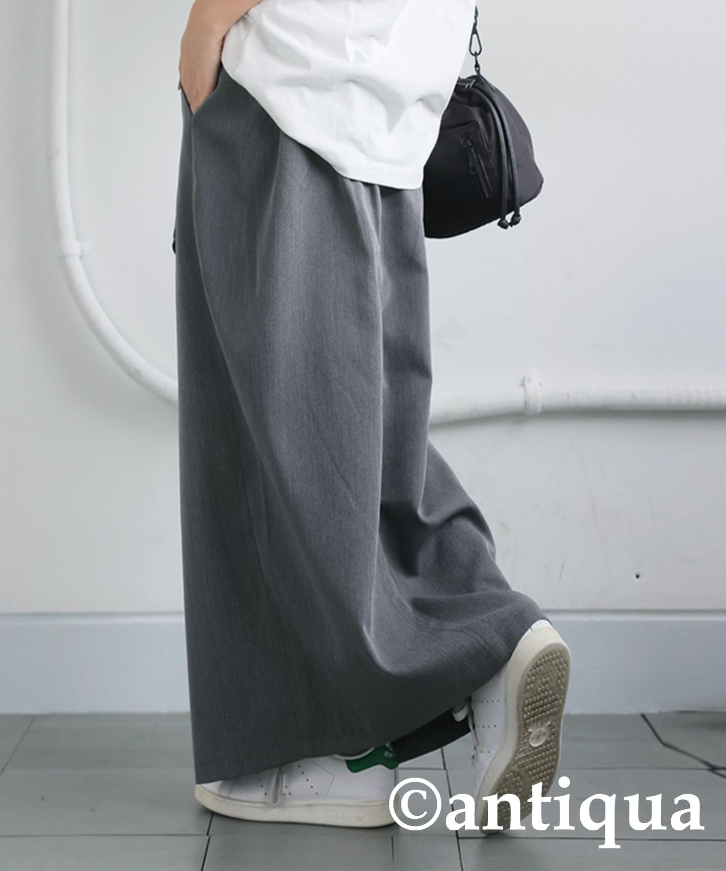 Ladies Slit Design Skirt