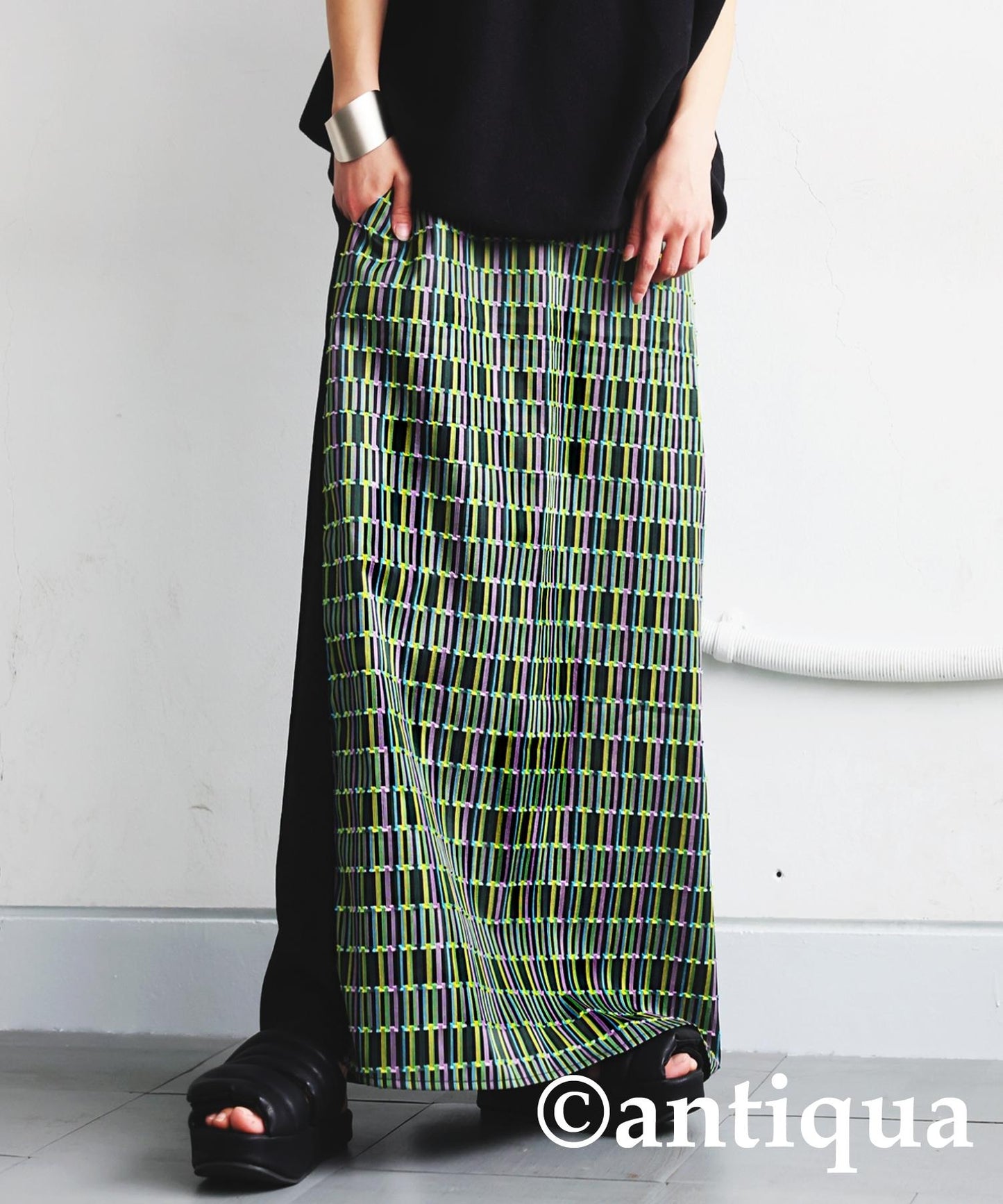 Ladies Striped Switching Skirt