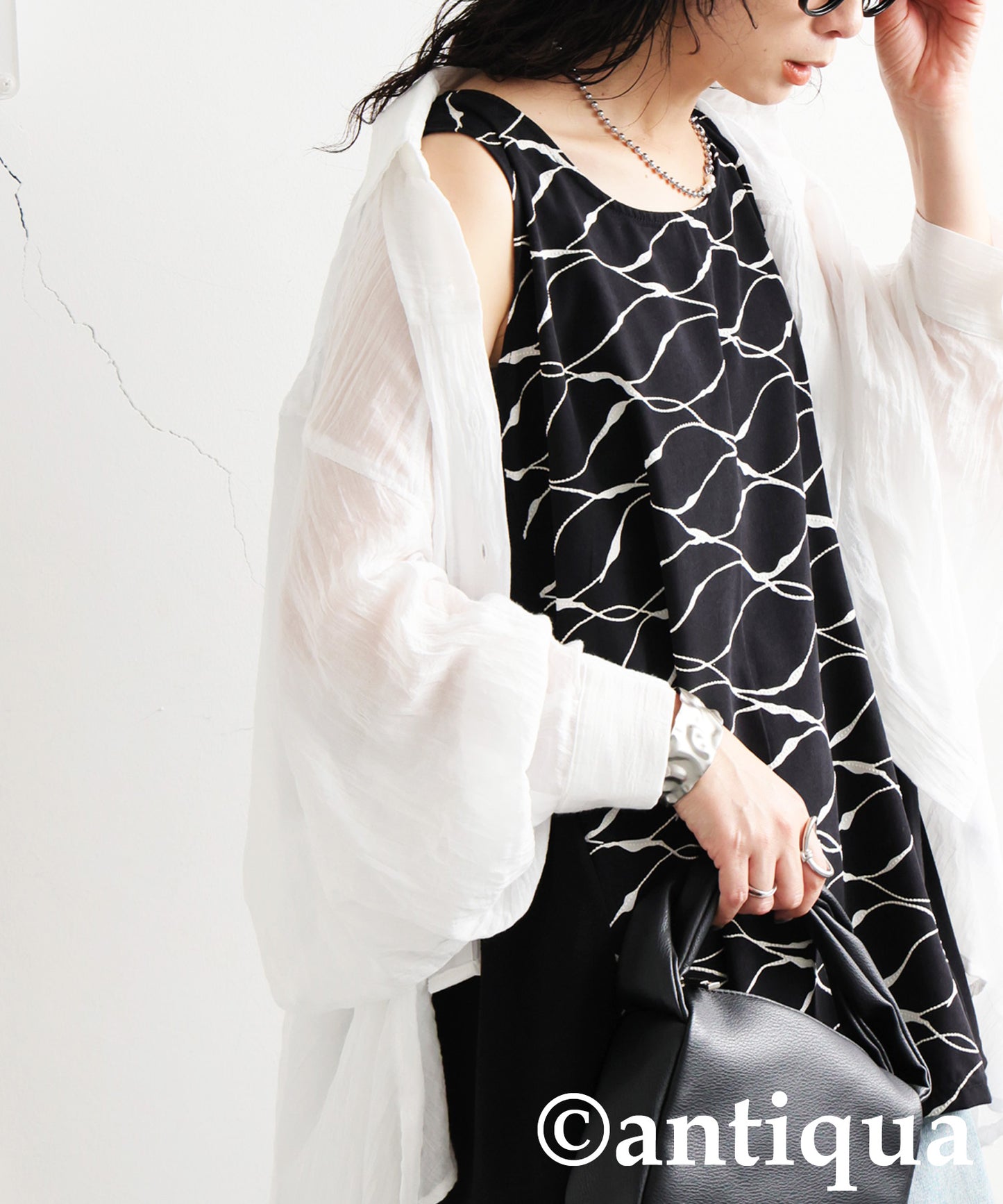 Ladies Wave Pattern Tank Top