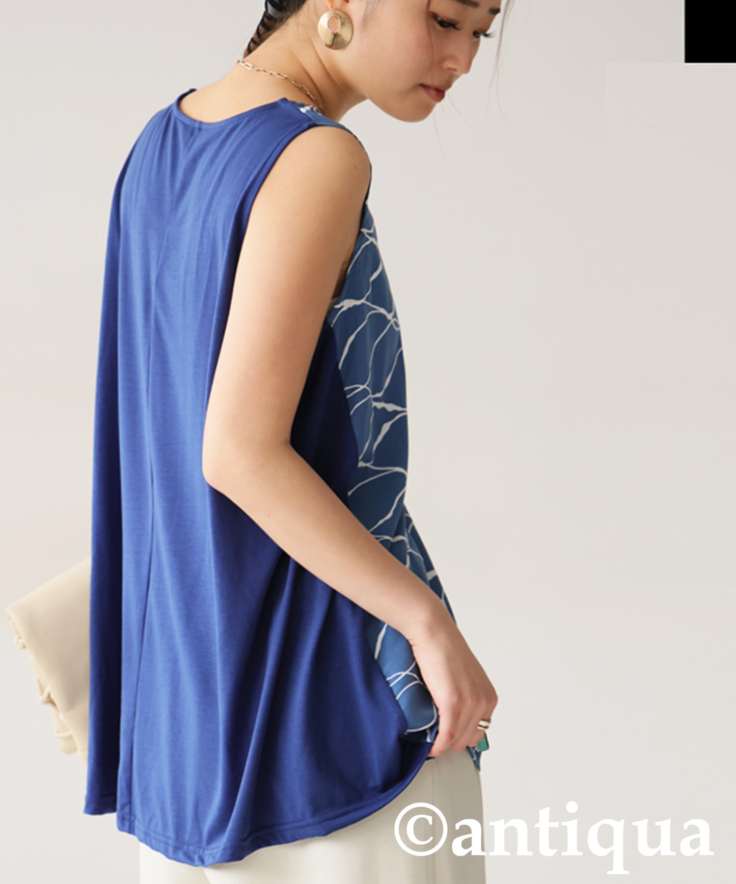 Ladies Wave Pattern Tank Top