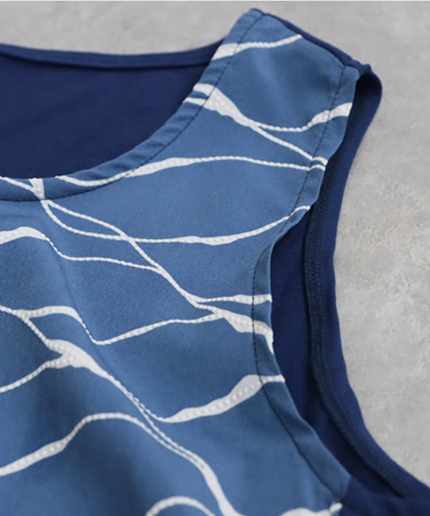 Ladies Wave Pattern Tank Top