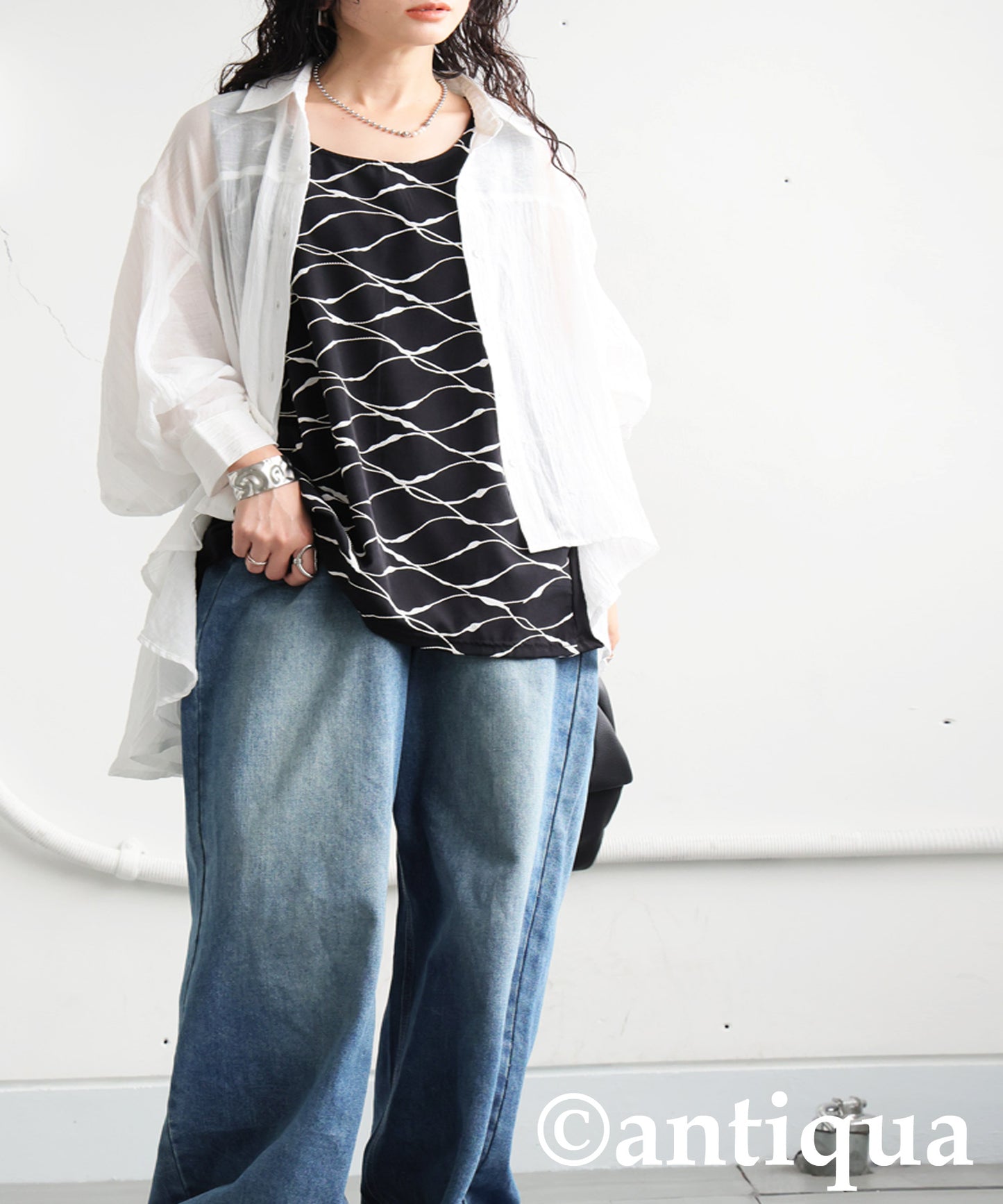 Ladies Wave Pattern Tank Top